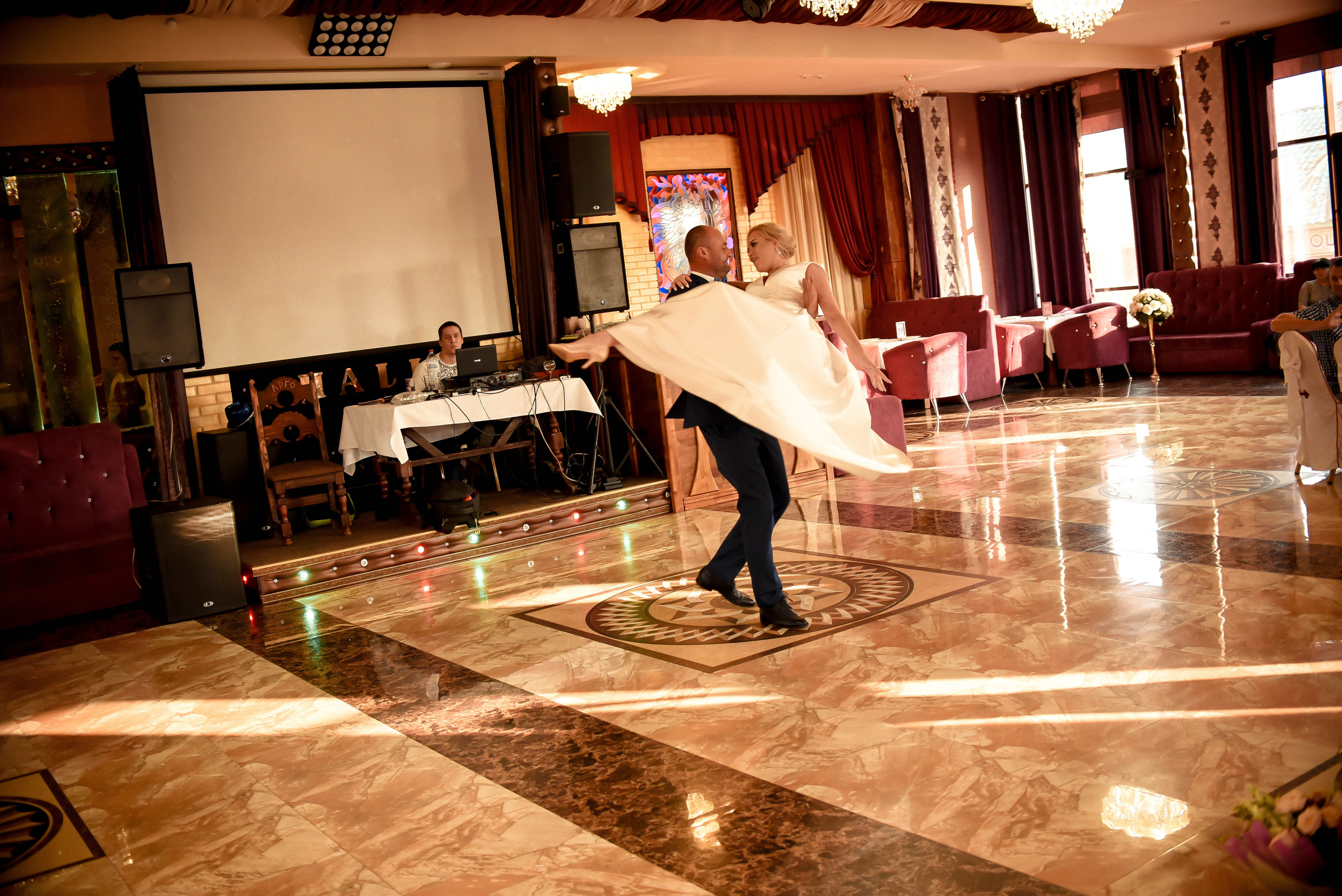 Элегантная пара Александр и Людмила. Свадебный, семейный, детский, контент фотограф в Омске Максим Ильин