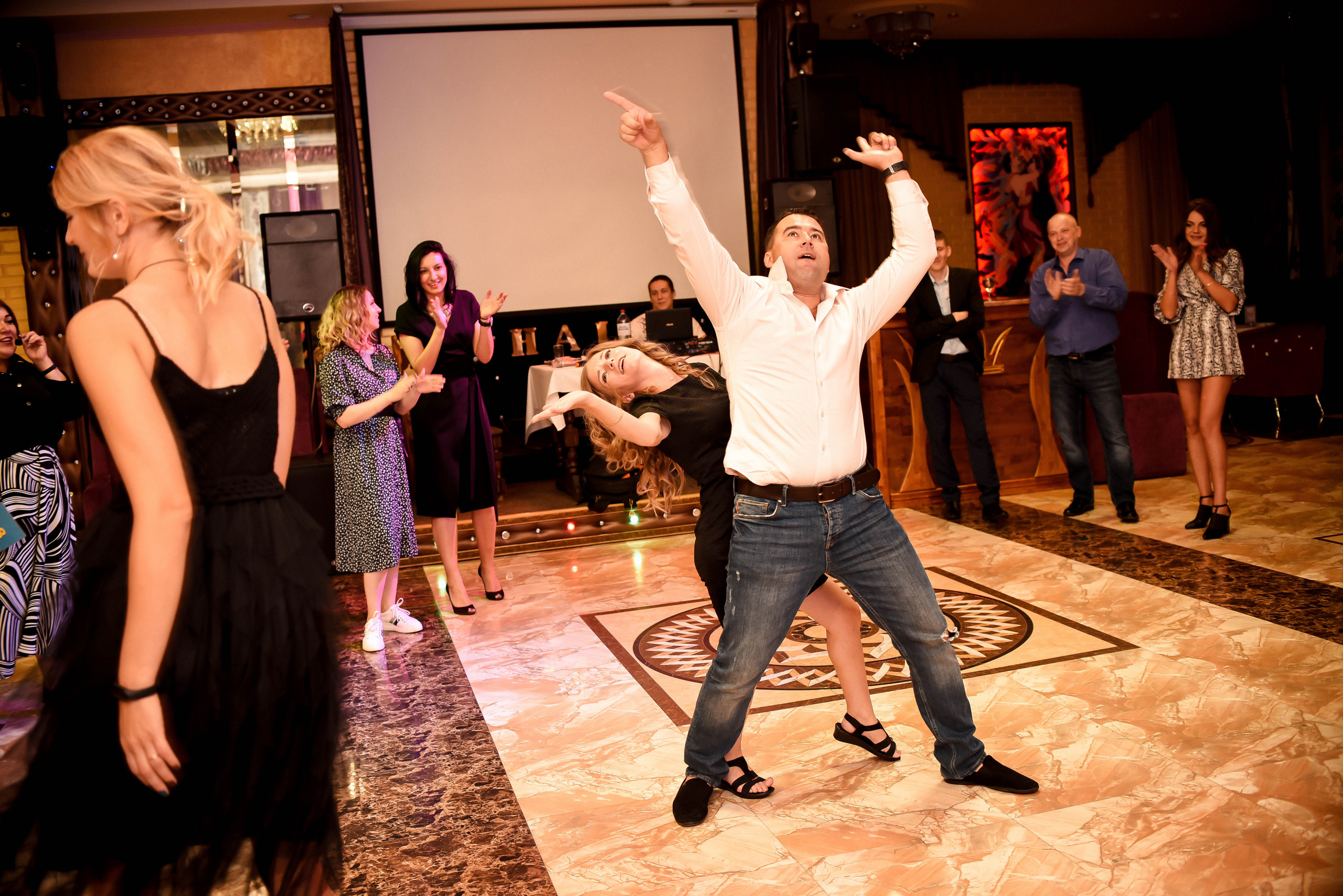 Элегантная пара Александр и Людмила. Свадебный, семейный, детский, контент фотограф в Омске Максим Ильин