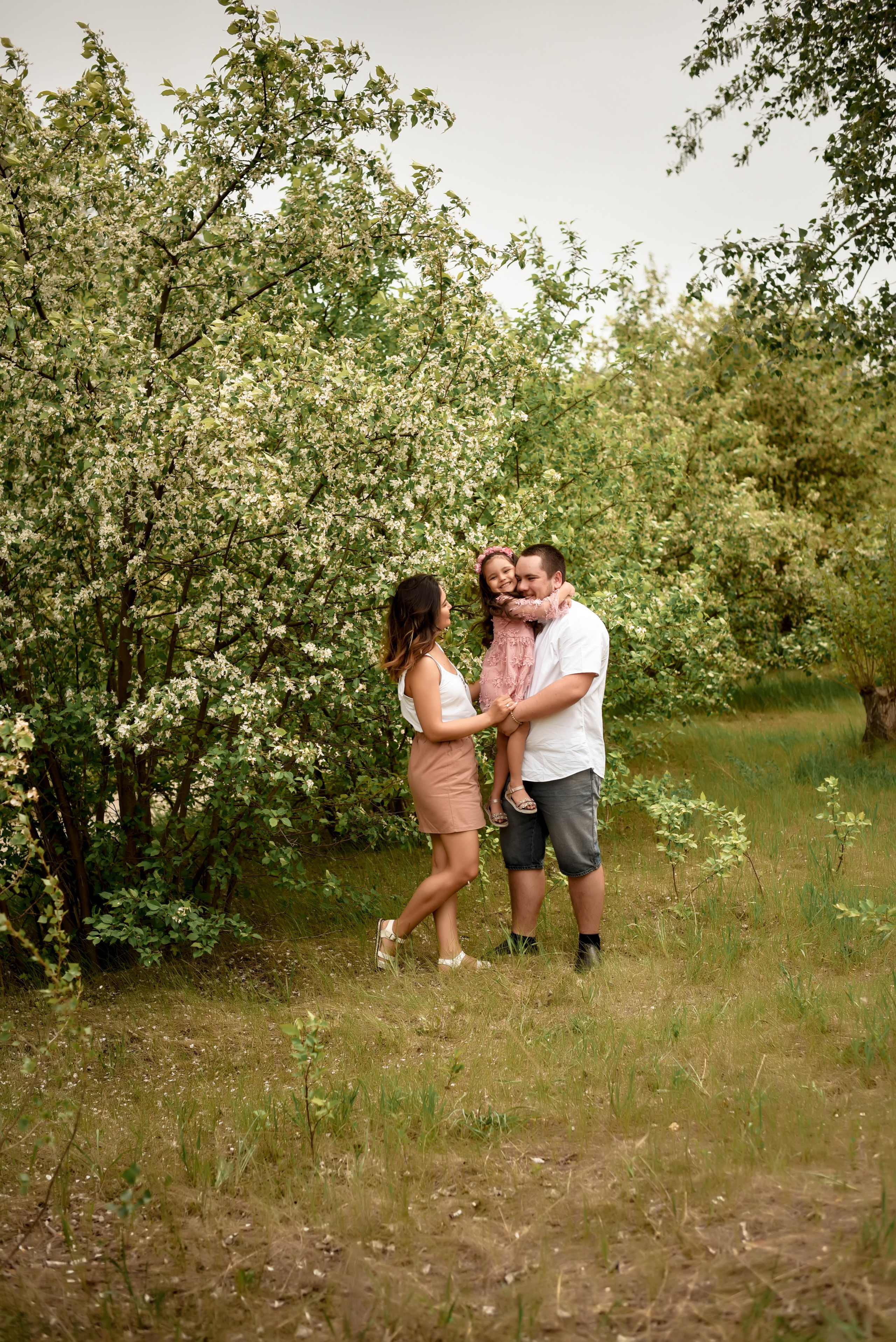 Прогулочные семейные, детские, индивидуальные фотосессии. Свадебный, семейный, детский, контент фотограф в Омске Максим Ильин