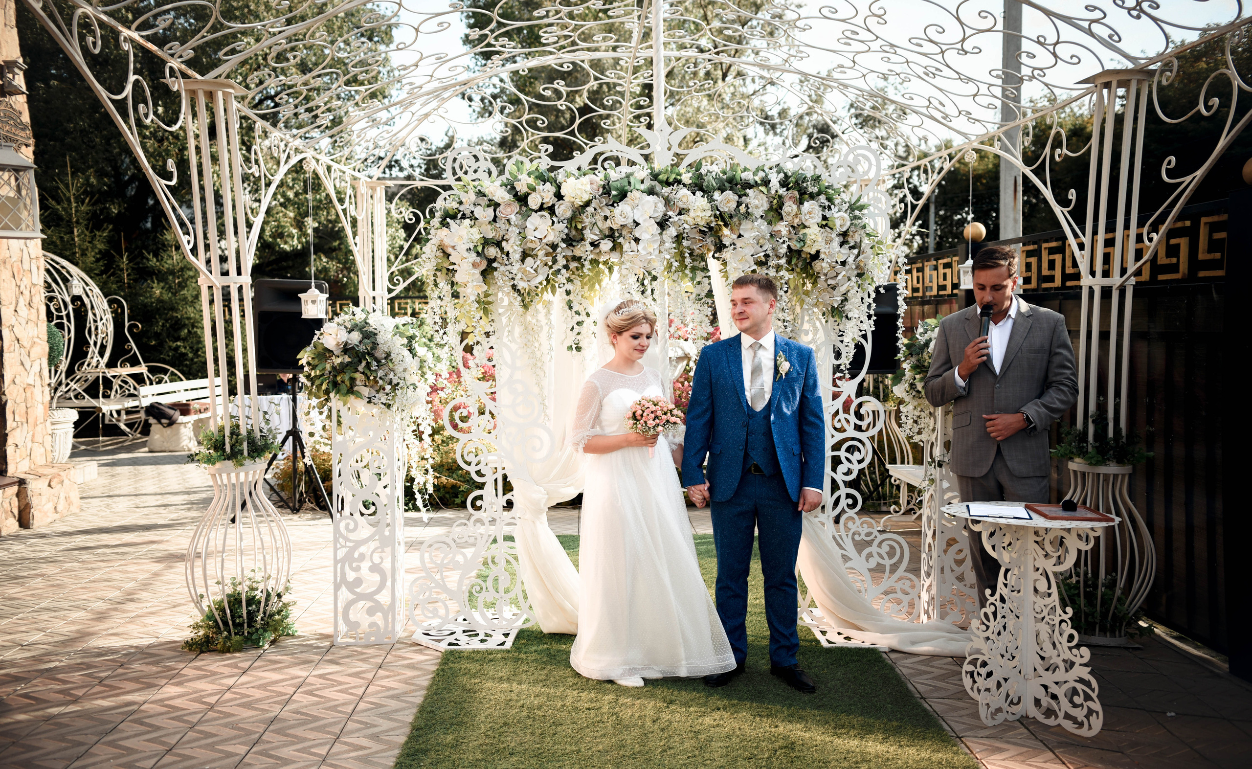 Романтичная история Яны и Константина. Свадебный, семейный, детский, контент фотограф в Омске Максим Ильин