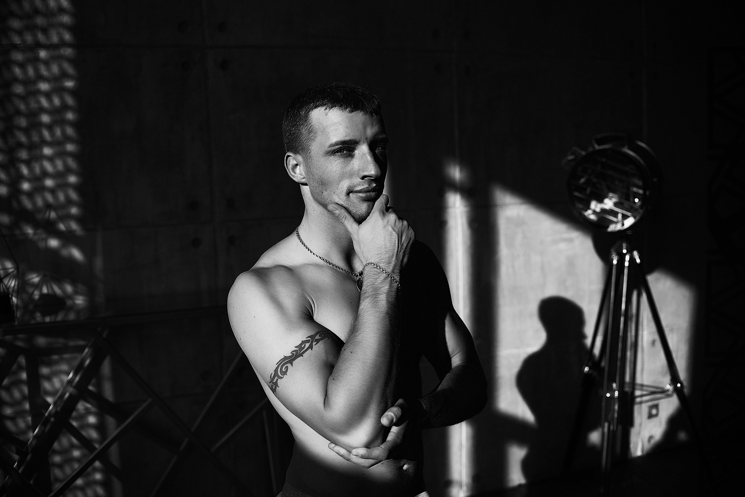 Студийные семейные, детские, индивидуальные фотосессии. Свадебный, семейный, детский, контент фотограф в Омске Максим Ильин