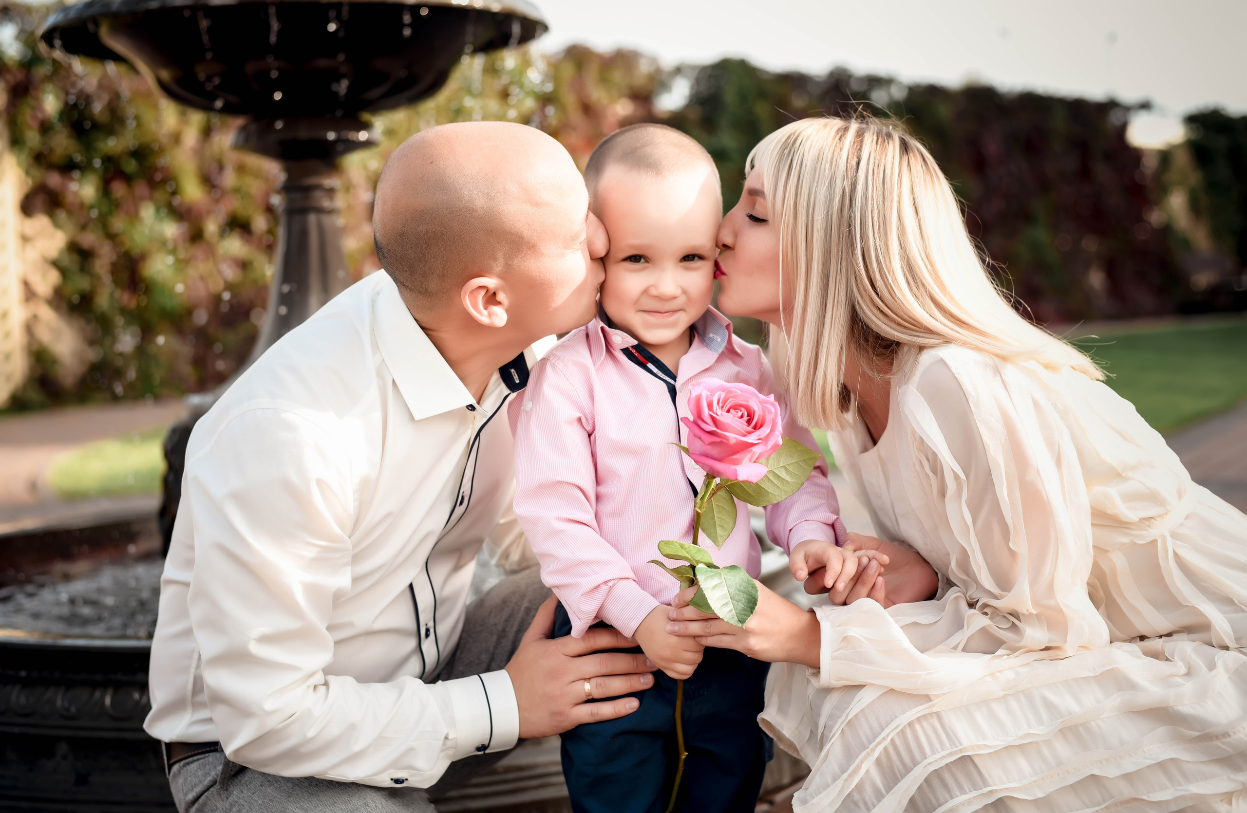 Прогулочные семейные, детские, индивидуальные фотосессии. Свадебный, семейный, детский, контент фотограф в Омске Максим Ильин