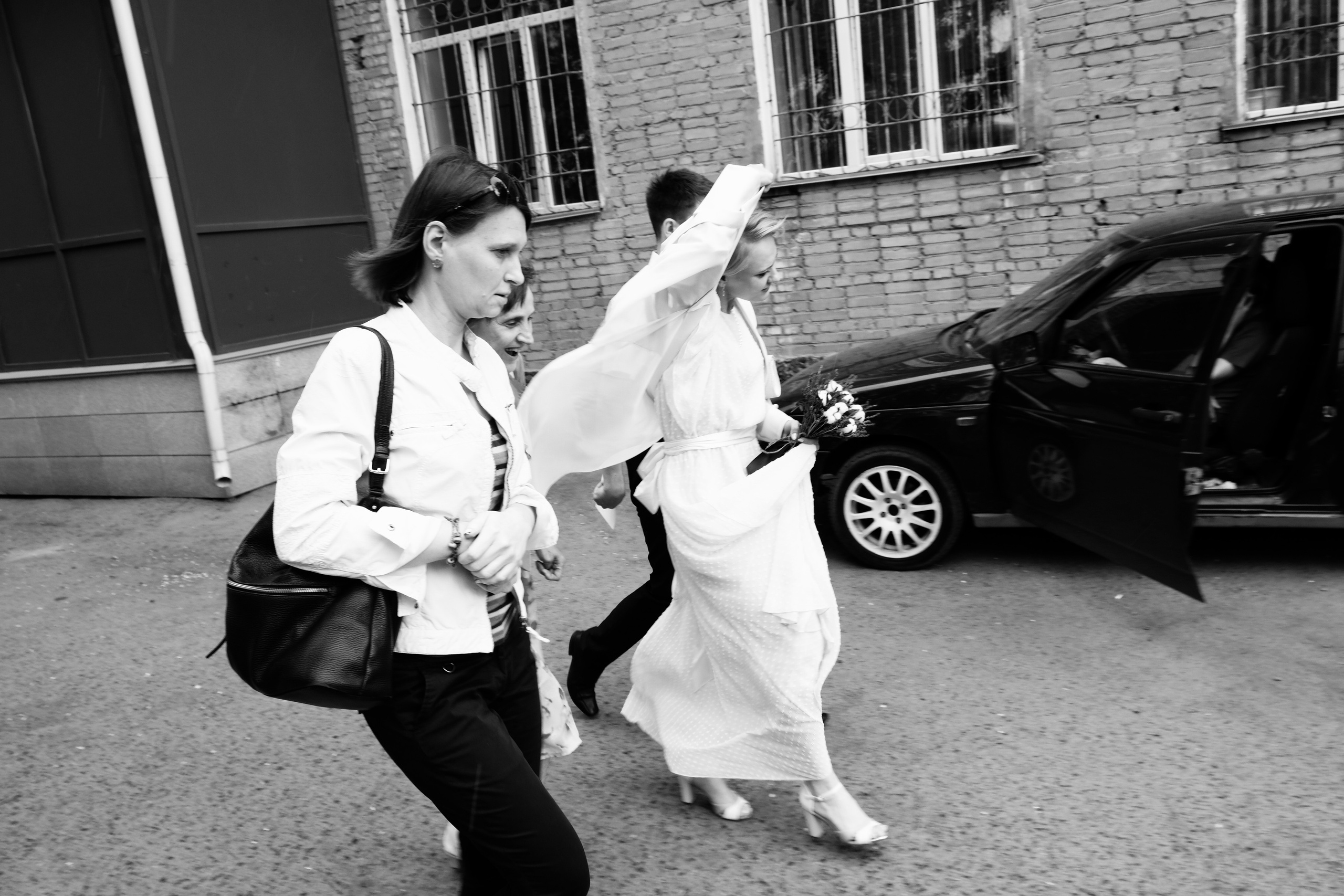 Свадебная Пятница 13)))) Серия чб снимков Любови и Алексея. Свадебный, семейный, детский, контент фотограф в Омске Максим Ильин