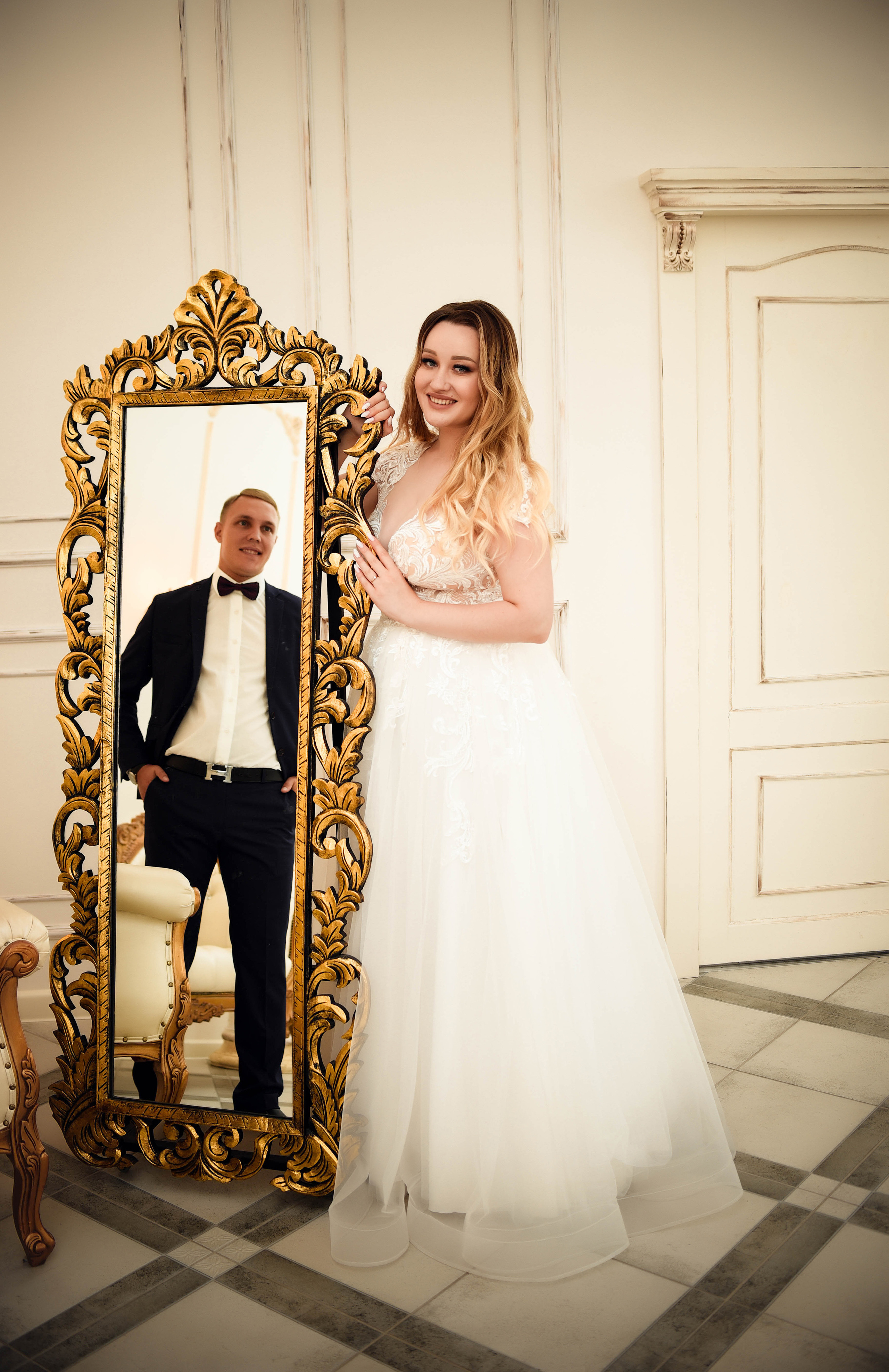 Летняя серия кадров с прогулки Александра и Юлии. Свадебный, семейный, детский, контент фотограф в Омске Максим Ильин