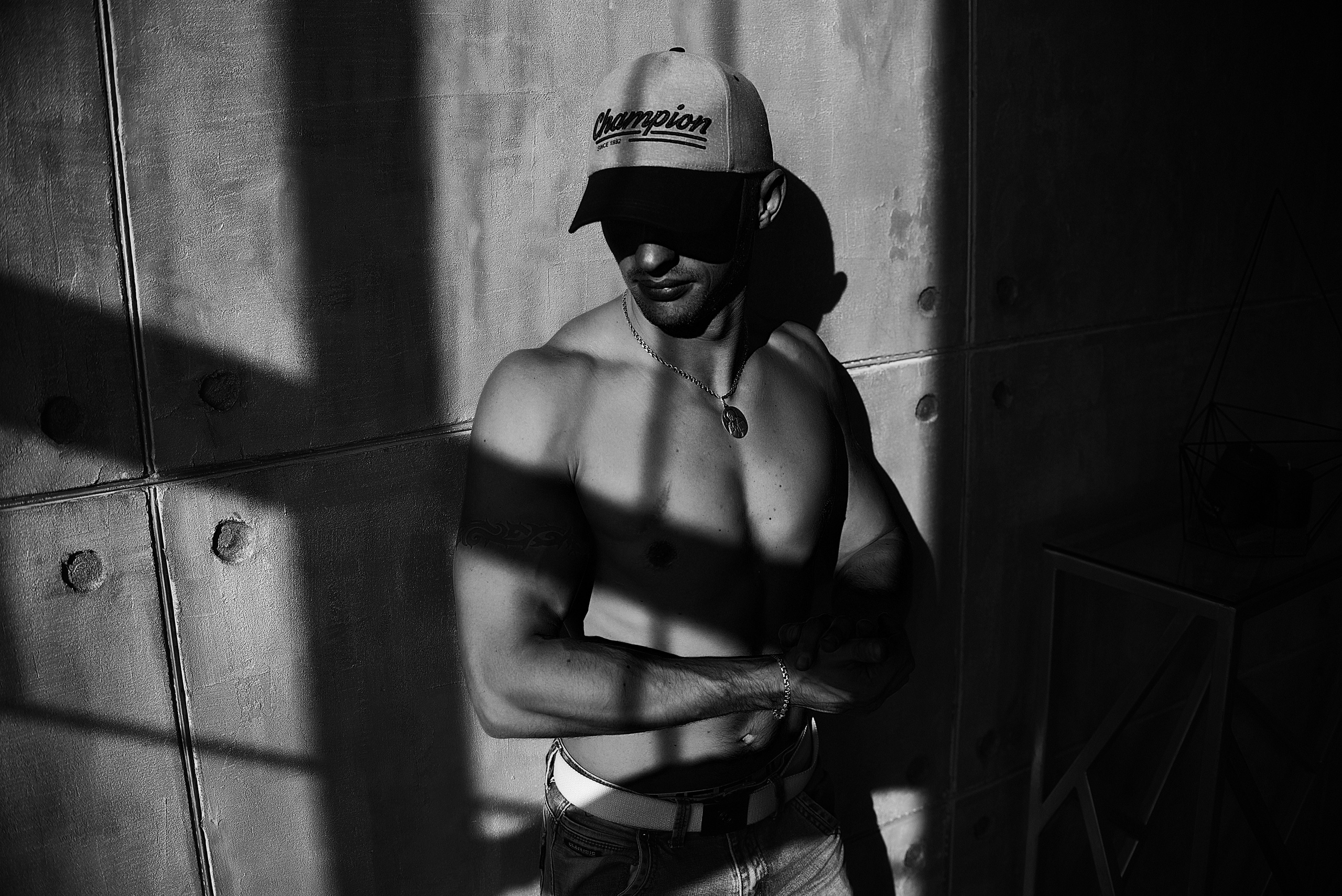 Студийные семейные, детские, индивидуальные фотосессии. Свадебный, семейный, детский, контент фотограф в Омске Максим Ильин