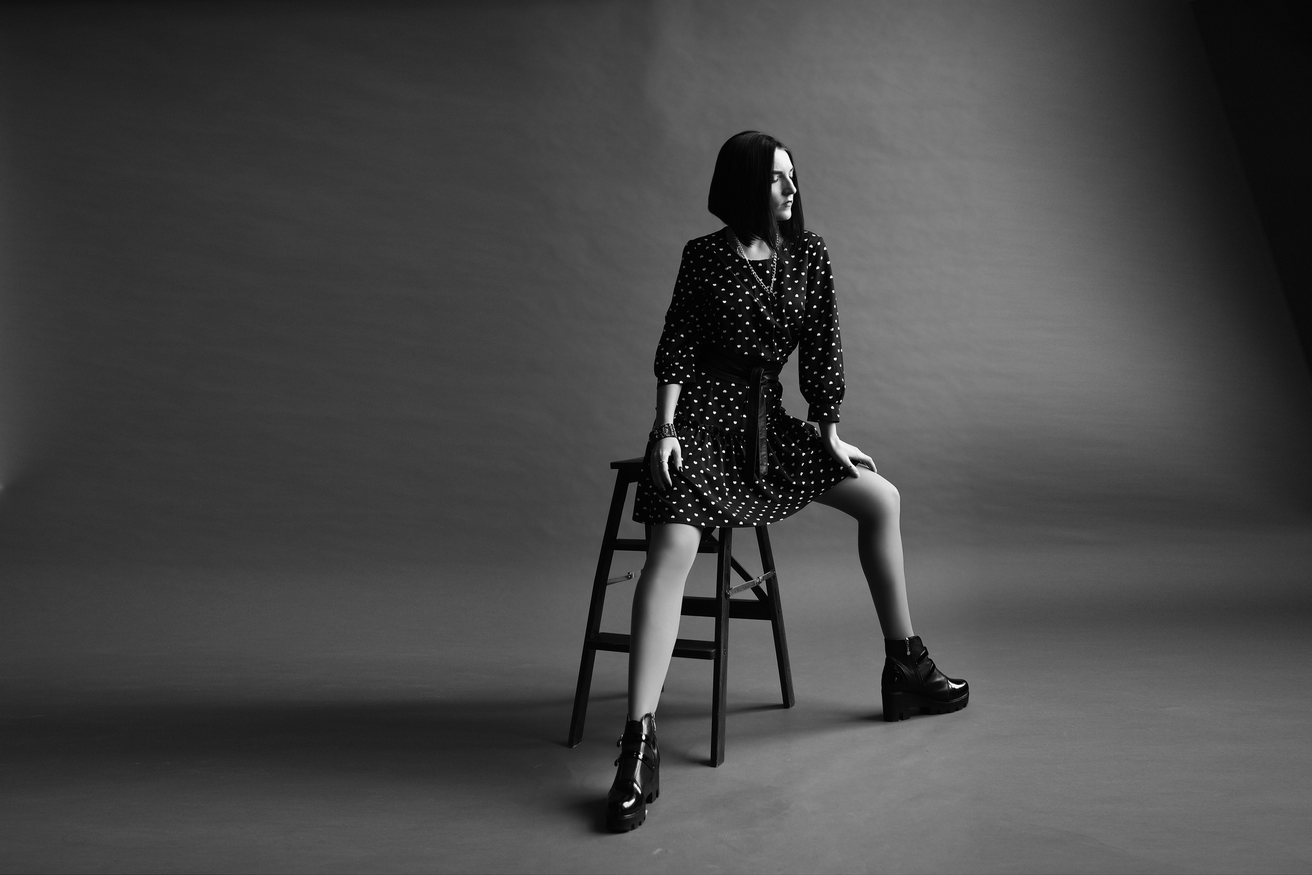 Студийные семейные, детские, индивидуальные фотосессии. Свадебный, семейный, детский, контент фотограф в Омске Максим Ильин