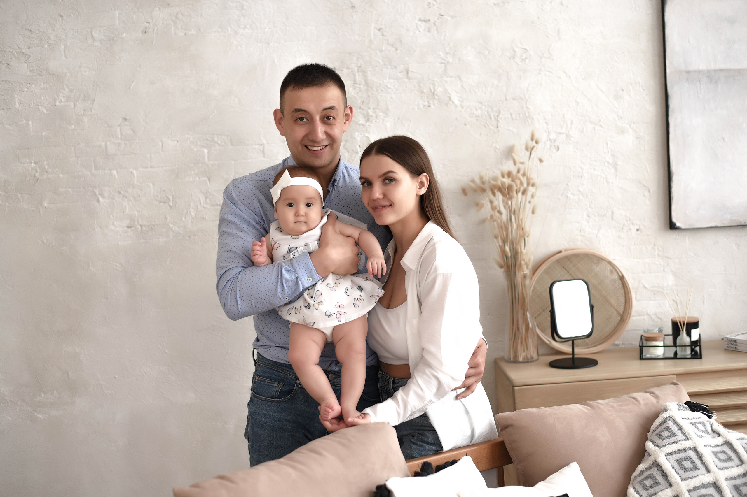 Студийные семейные, детские, индивидуальные фотосессии. Свадебный, семейный, детский, контент фотограф в Омске Максим Ильин