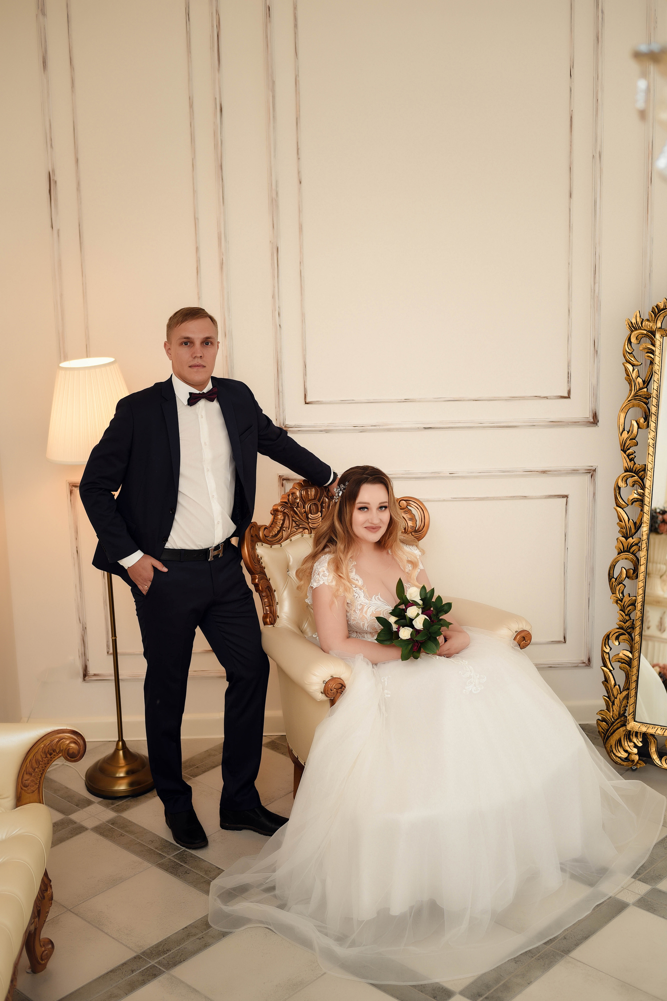 Летняя серия кадров с прогулки Александра и Юлии. Свадебный, семейный, детский, контент фотограф в Омске Максим Ильин