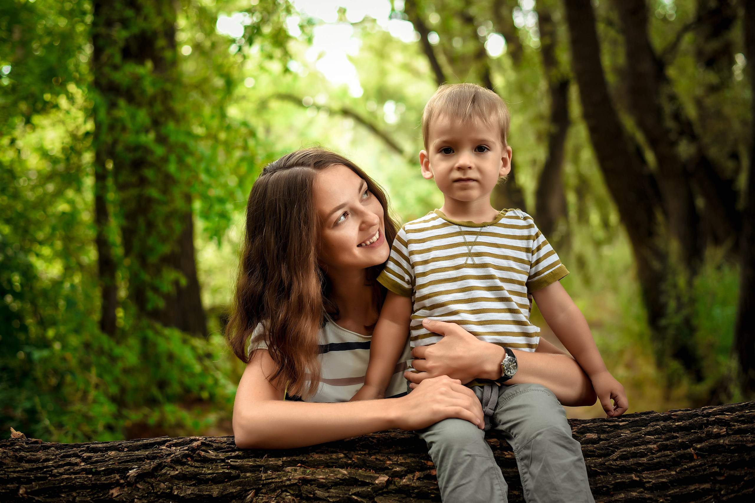 Прогулочные семейные, детские, индивидуальные фотосессии. Свадебный, семейный, детский, контент фотограф в Омске Максим Ильин