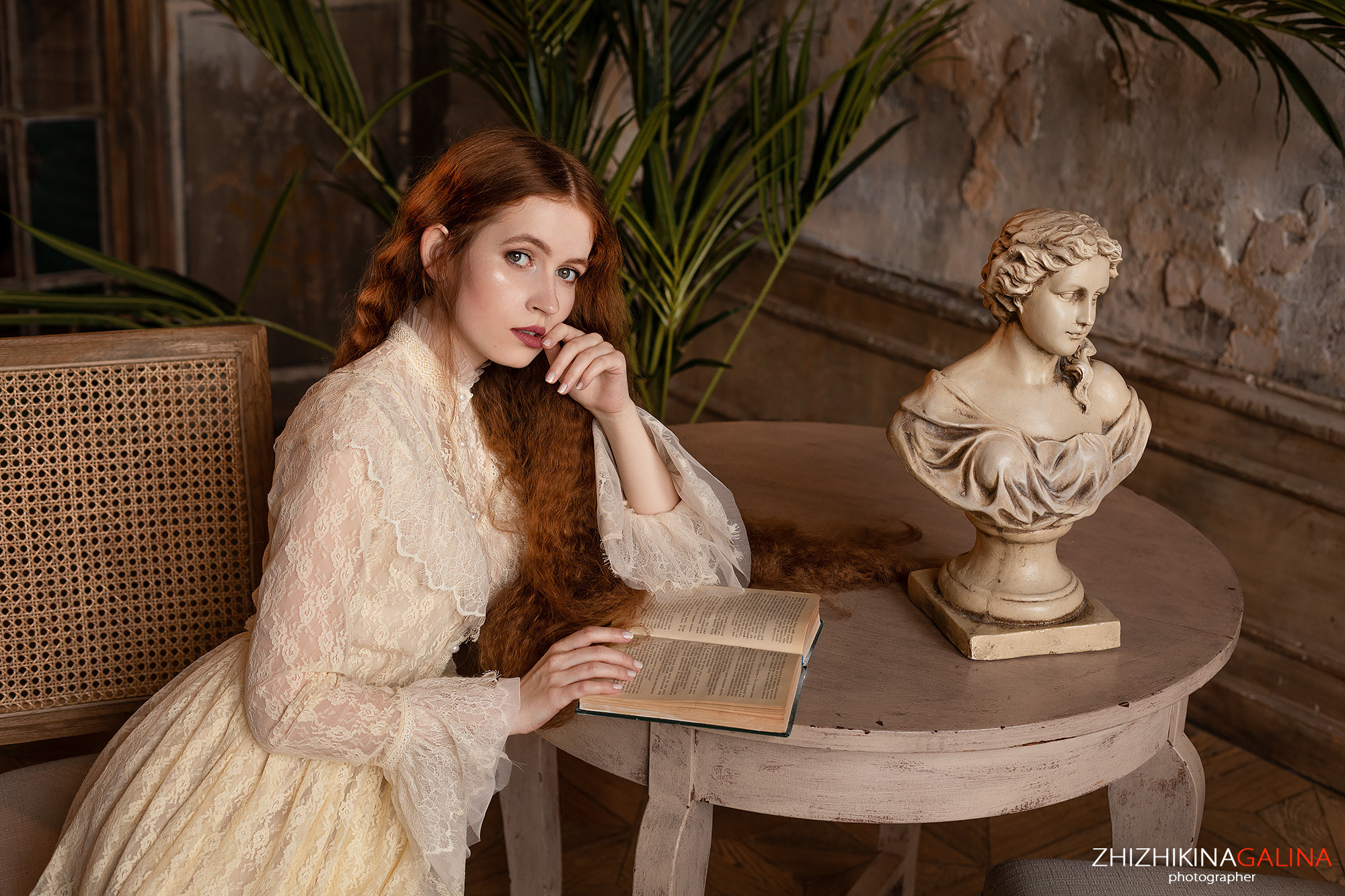 женский фотограф, портретная фотосессия, женский портрет, студийная фотосессия, фотосессия в студии, портретный фотограф, фотограф в москве, фотограф москва, портретная фотография, фотопортрет, студийный фотограф, жижикина галина