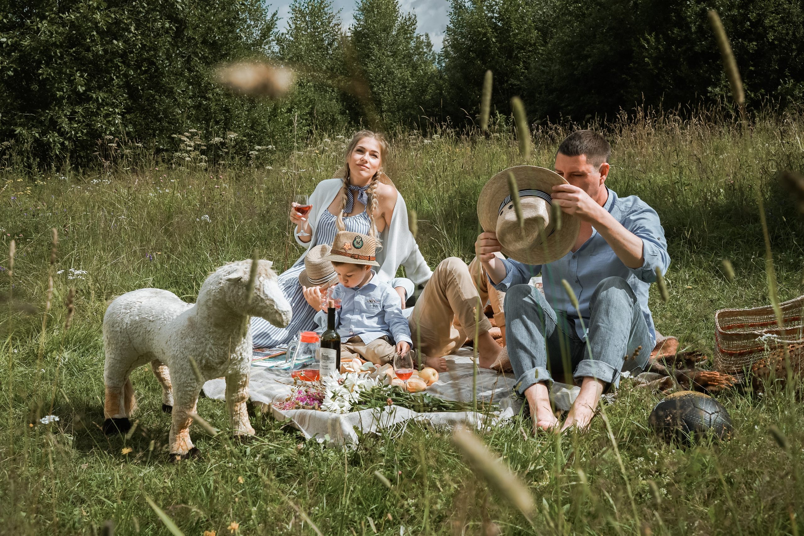 Семейная съёмка на старой Мельнице. Свадебный, семейный и контент фотограф в Санкт- Петербурге Елена Грие