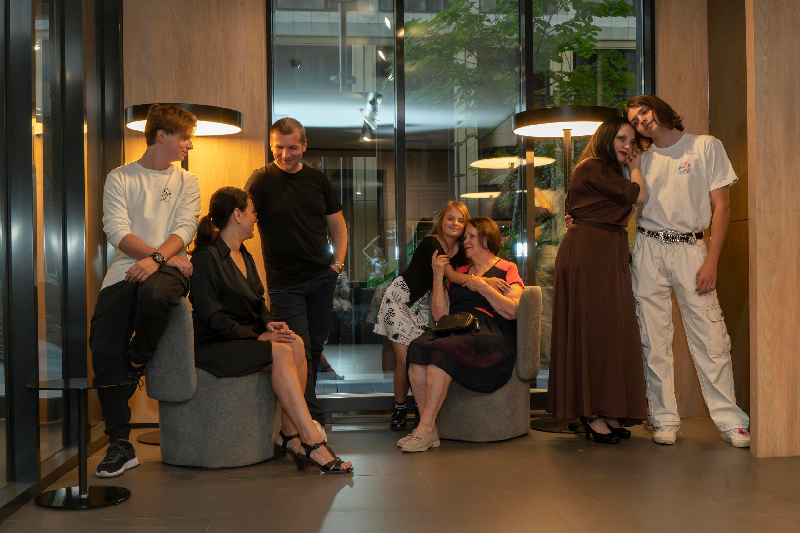 Групповые портреты с разных локаций. Свадебный, семейный и контент фотограф в Санкт- Петербурге Елена Грие