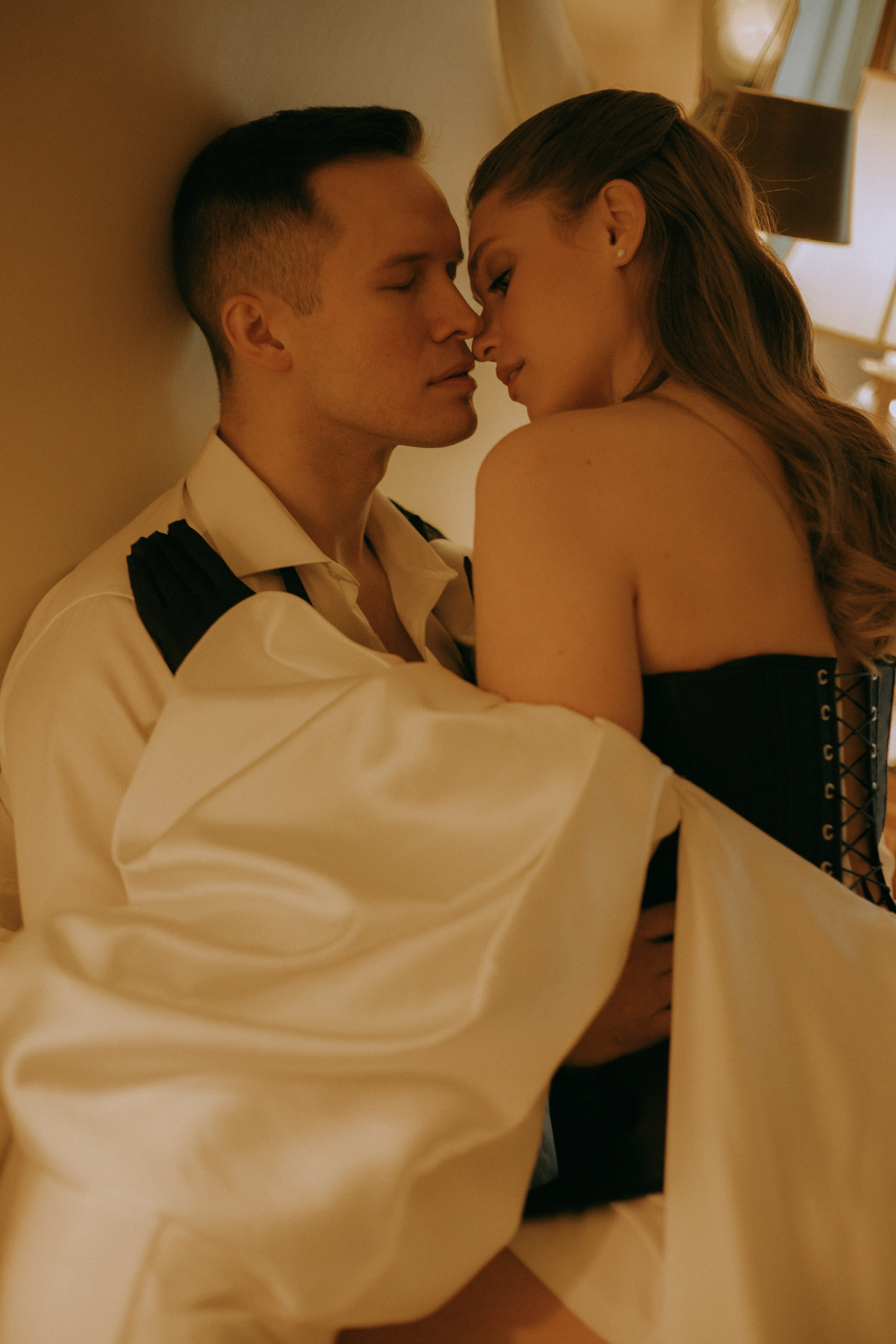 Роман и Валерия. Главная