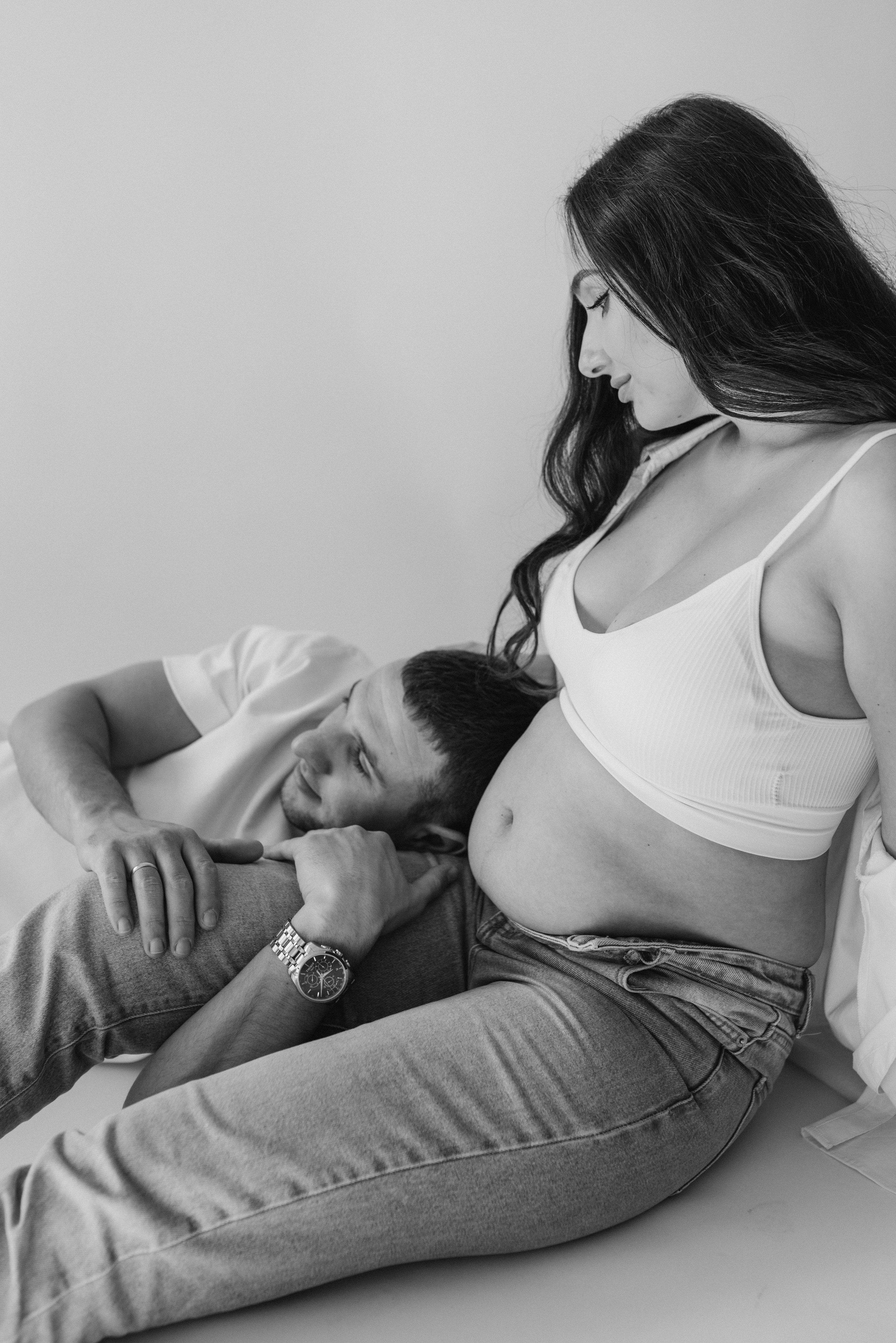 Alyona & Artur: Pregnancy. Family photographer in Israel | Alesya Superfin