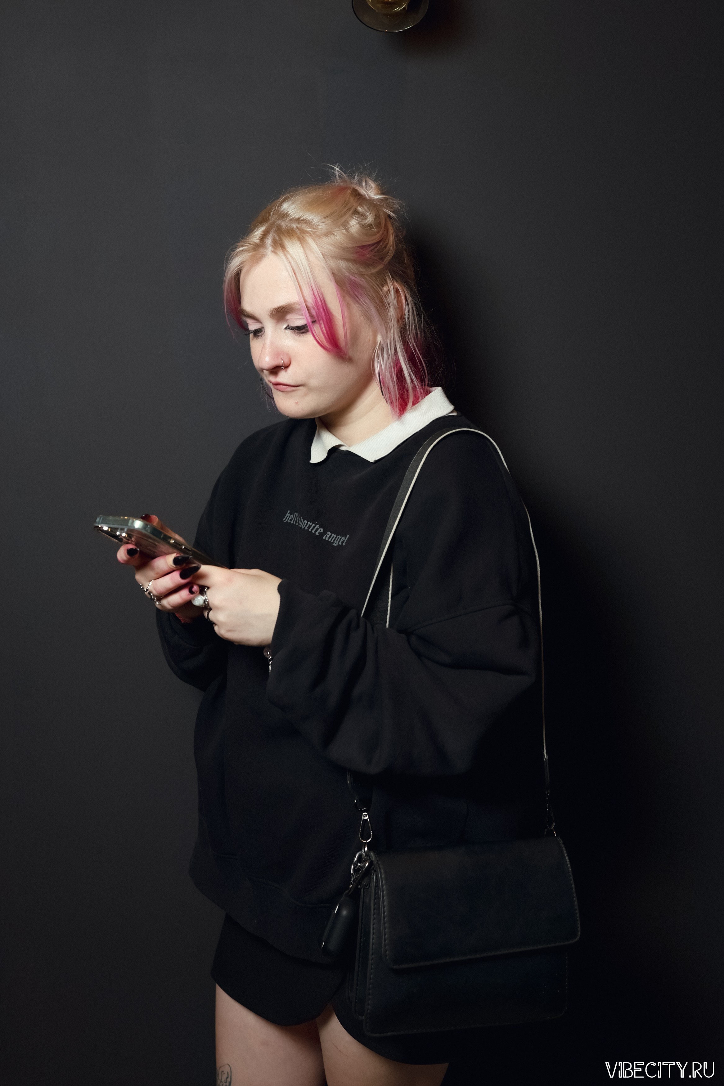 Стендап клуб Локация. VIBECITY.RU Вайб Сити Ру Фоторепортажи Фотоотчеты Калининград