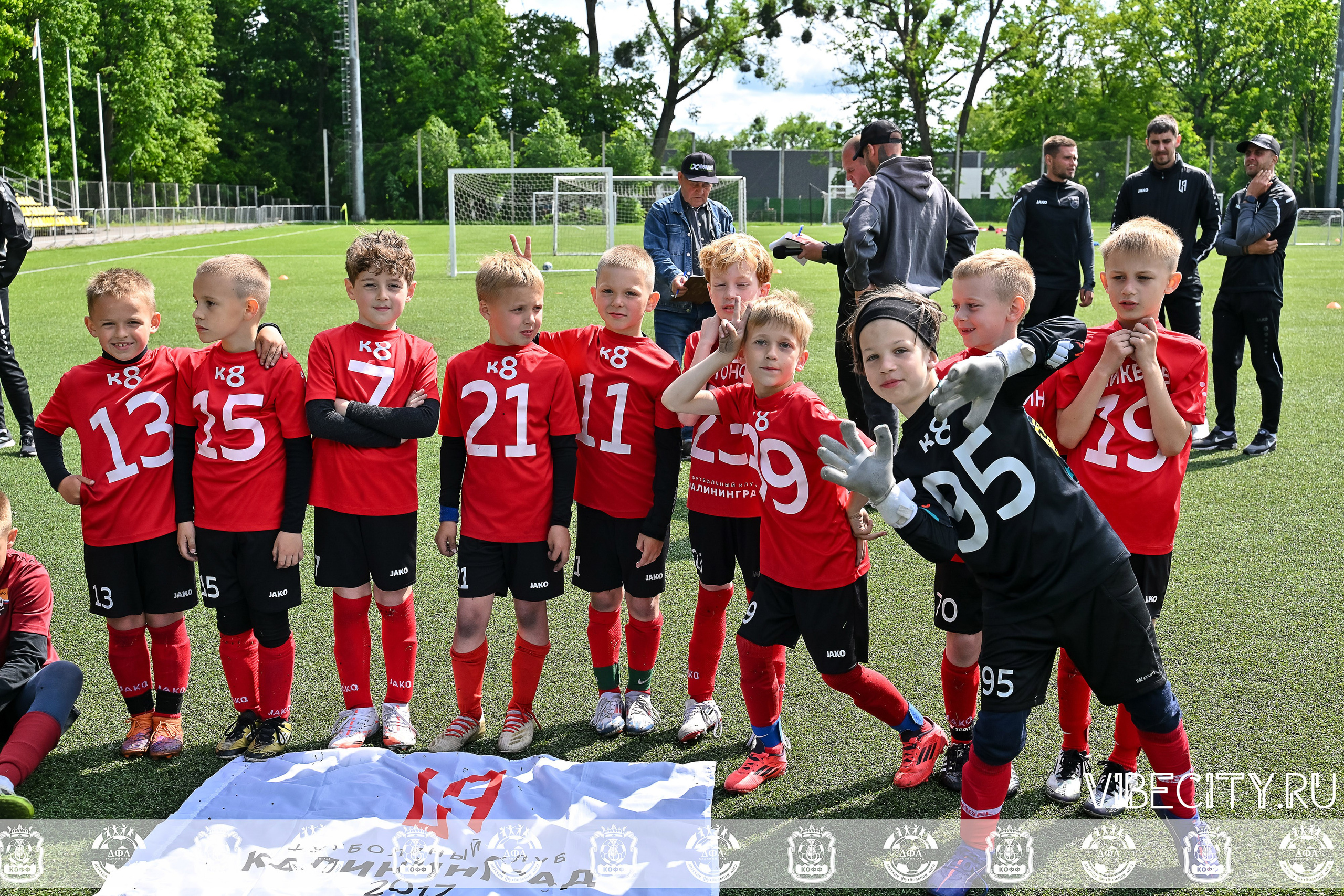 Большие Звезды светят Малым. VIBECITY.RU Вайб Сити Ру Фоторепортажи Фотоотчеты Калининград