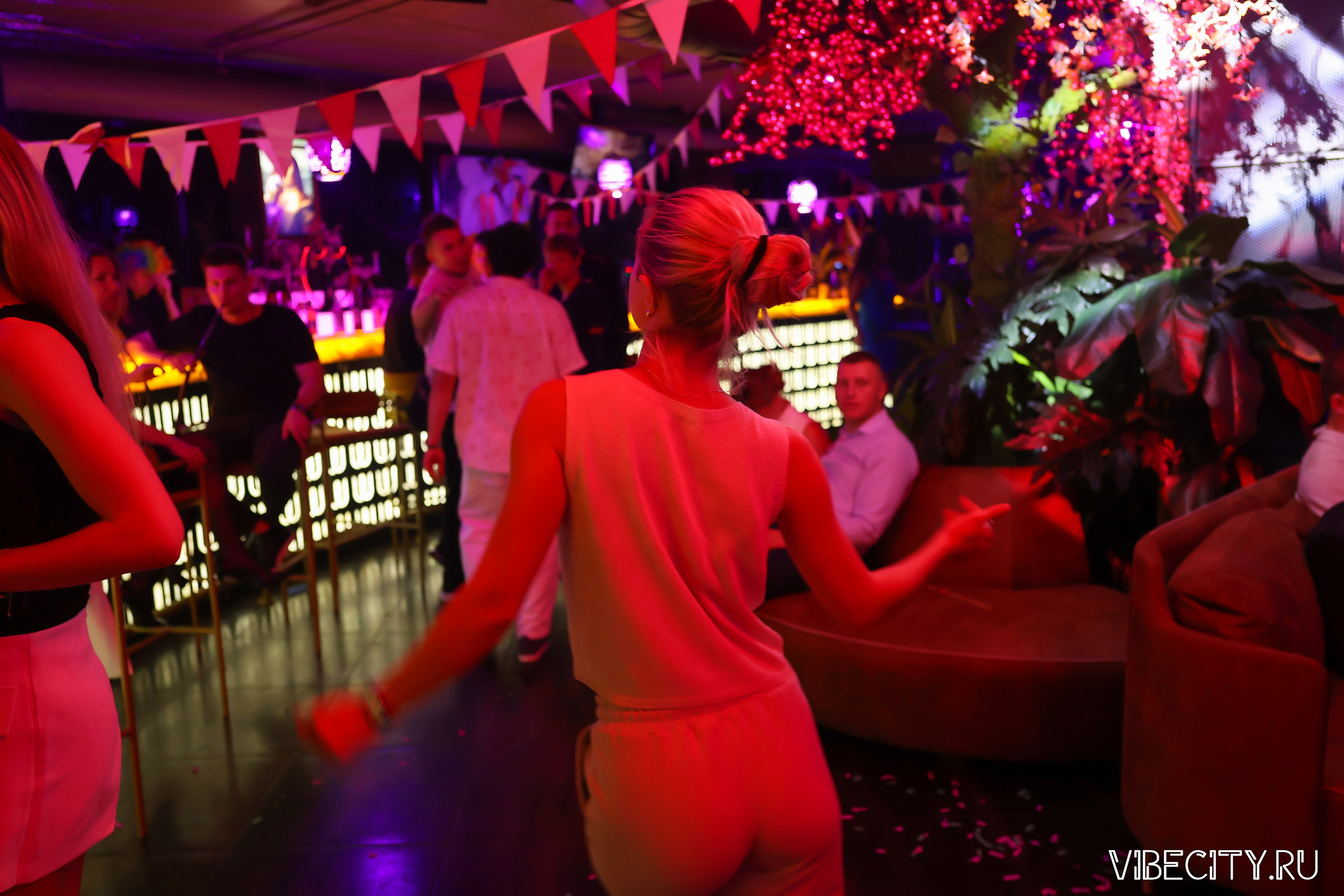 DOUBLE U. VIBECITY.RU Вайб Сити Ру Фоторепортажи Фотоотчеты Калининград