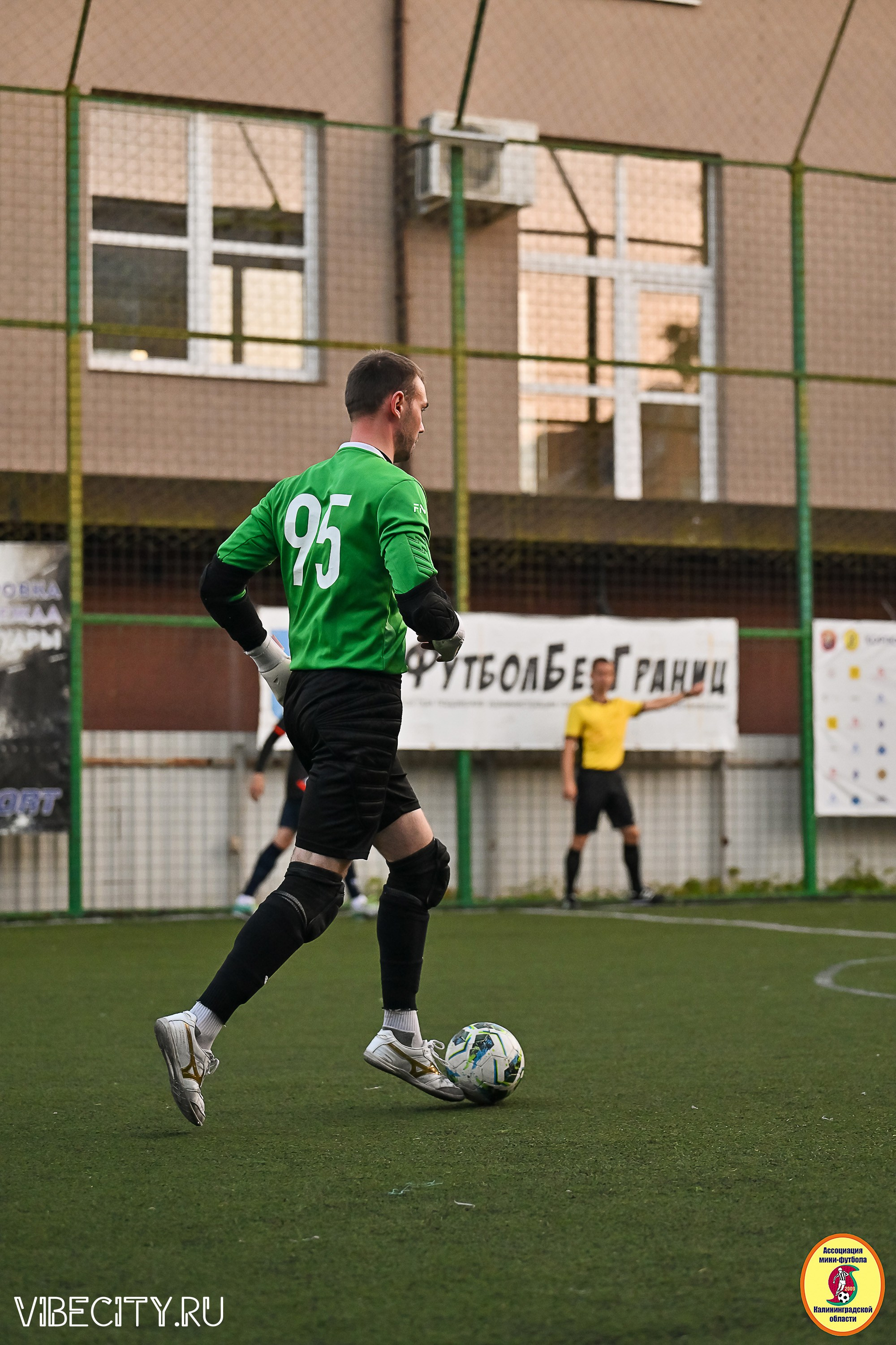 ИГРЫ ПЛЕЙ-ОФФ ПЕРВОГО ДИВИЗИОНА МИНИ-ФУТБОЛЬНОЙ ЛИГИ. VIBECITY.RU Вайб Сити Ру Фоторепортажи Фотоотчеты Калининград