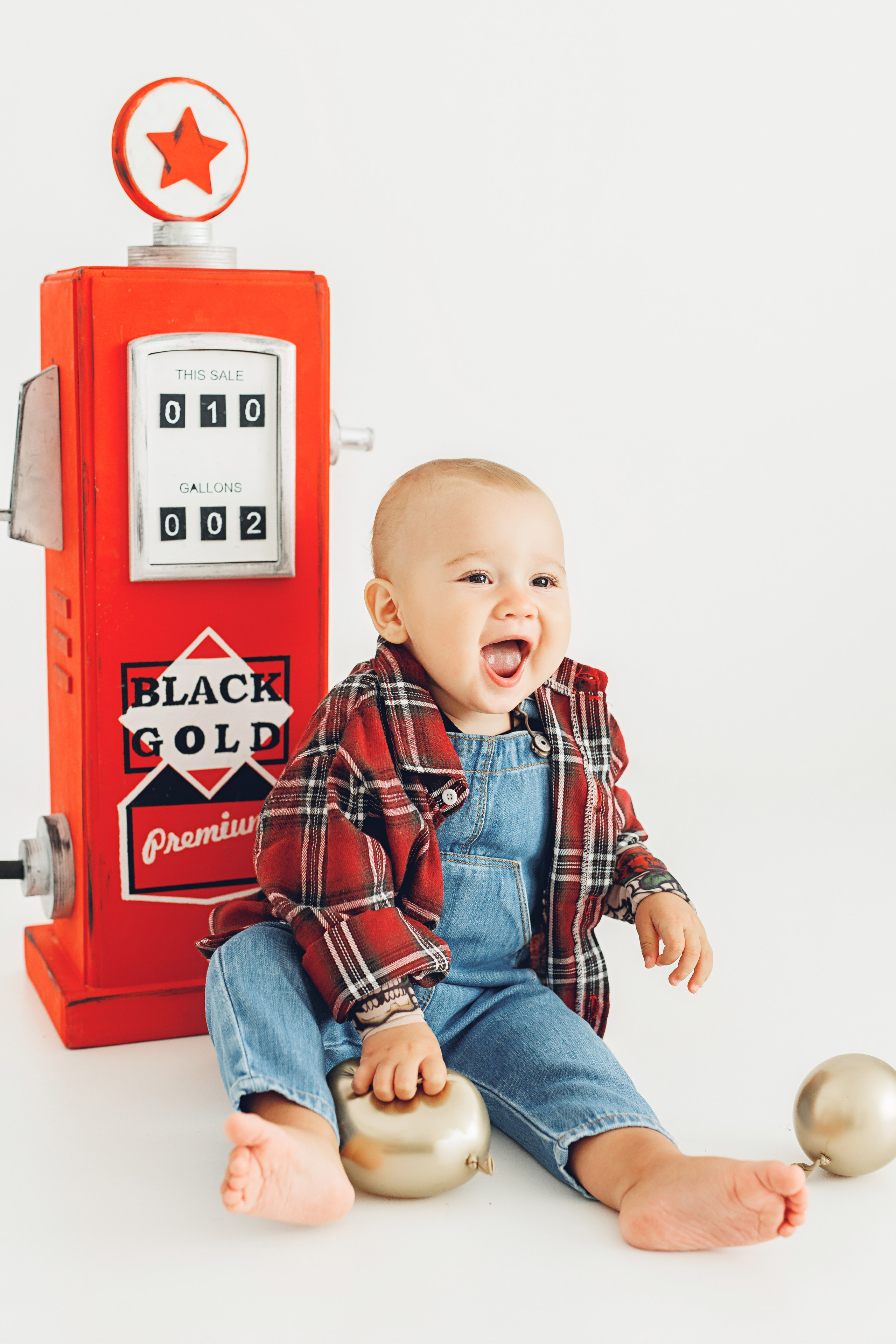 Тематические образы на годик. Профессиональная детская и семейная фотостудия в Краснодаре