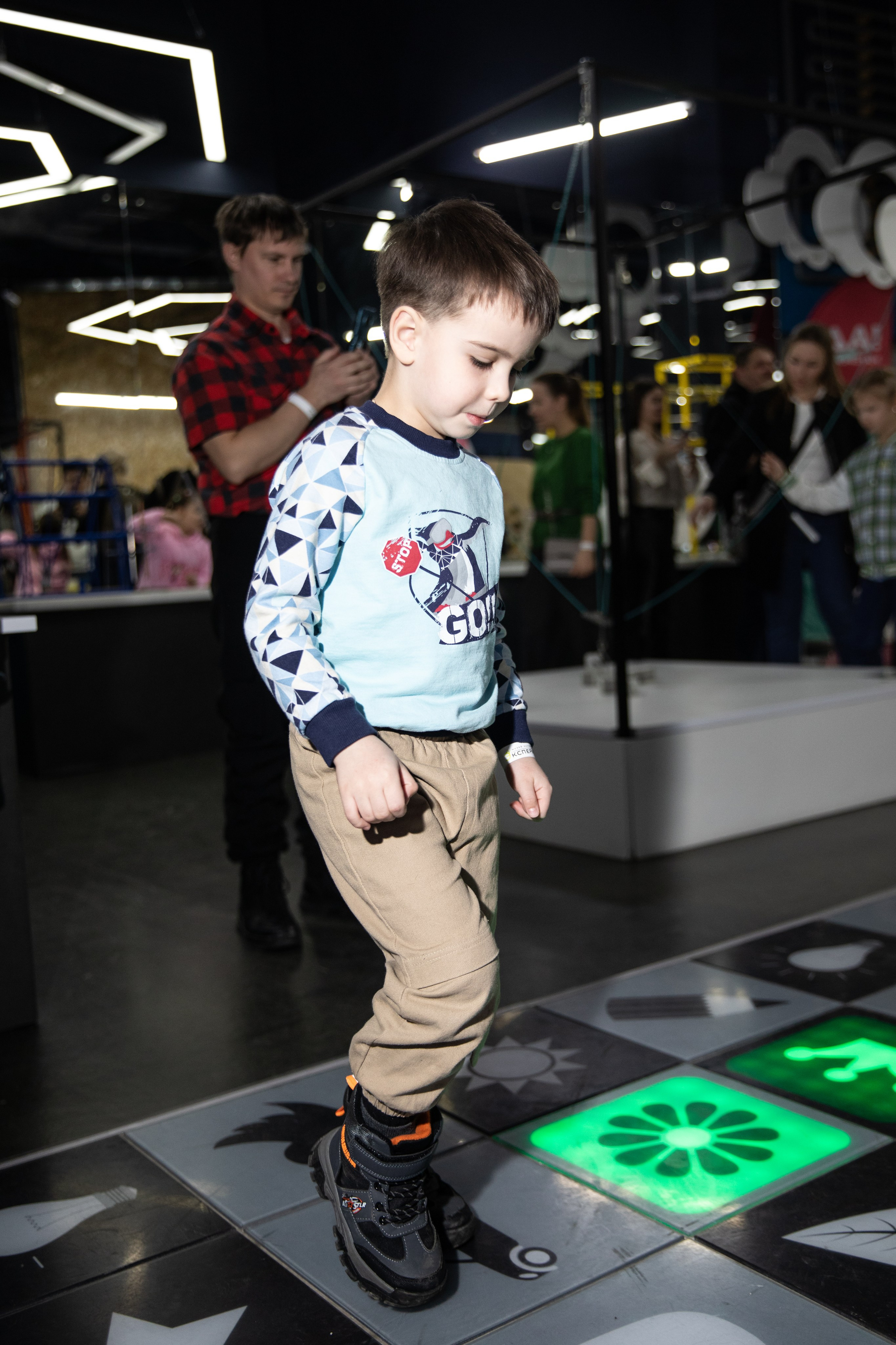 Экспрементус -Новые люди 2026. Репортажный и свадебный фотограф в Челябинске Елисеев Павел