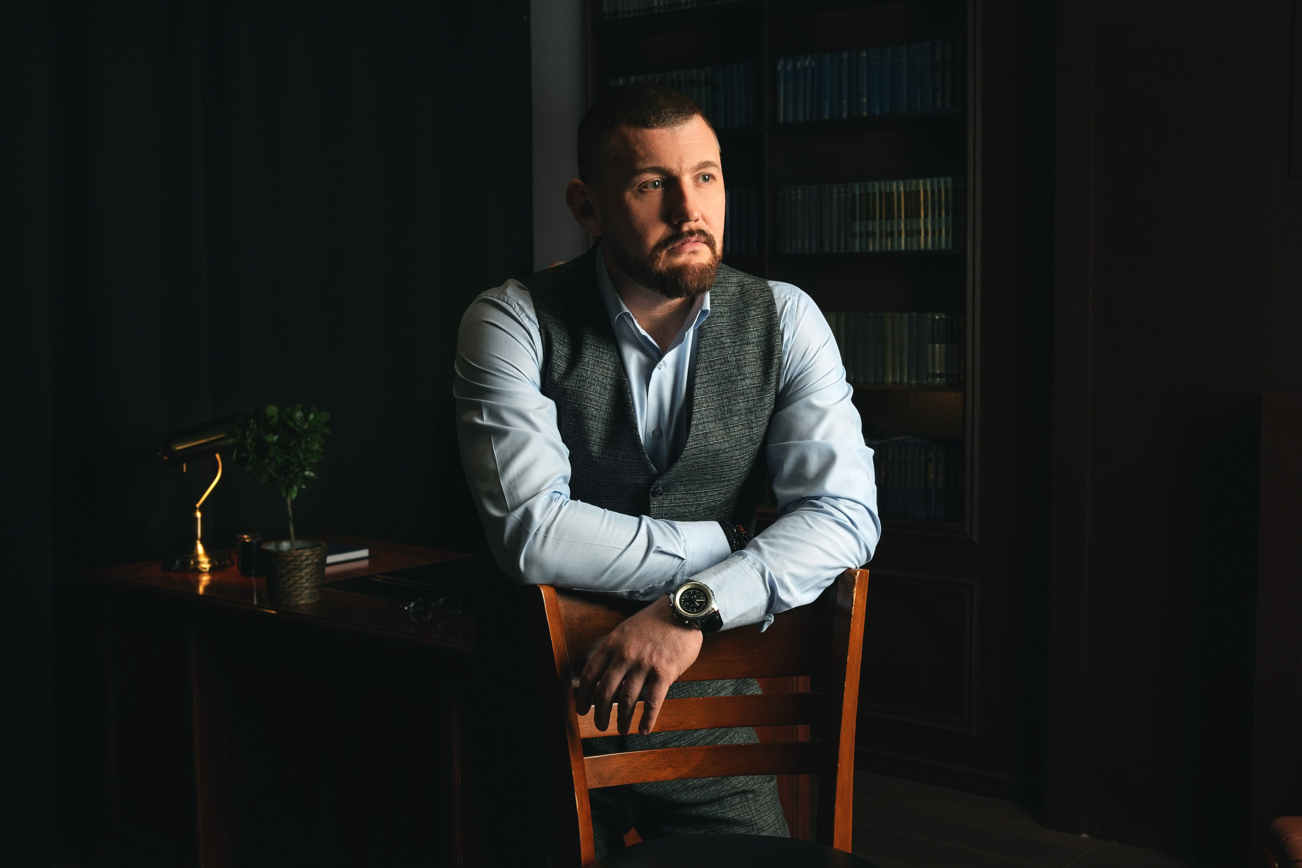 Бизнес-портрет в Новосибирске | Фотосессия для руководителей | MIGDA PHOTO. Фотограф в Новосибирске для свадеб, репортажа и бизнеса| MIGDA PHOTO