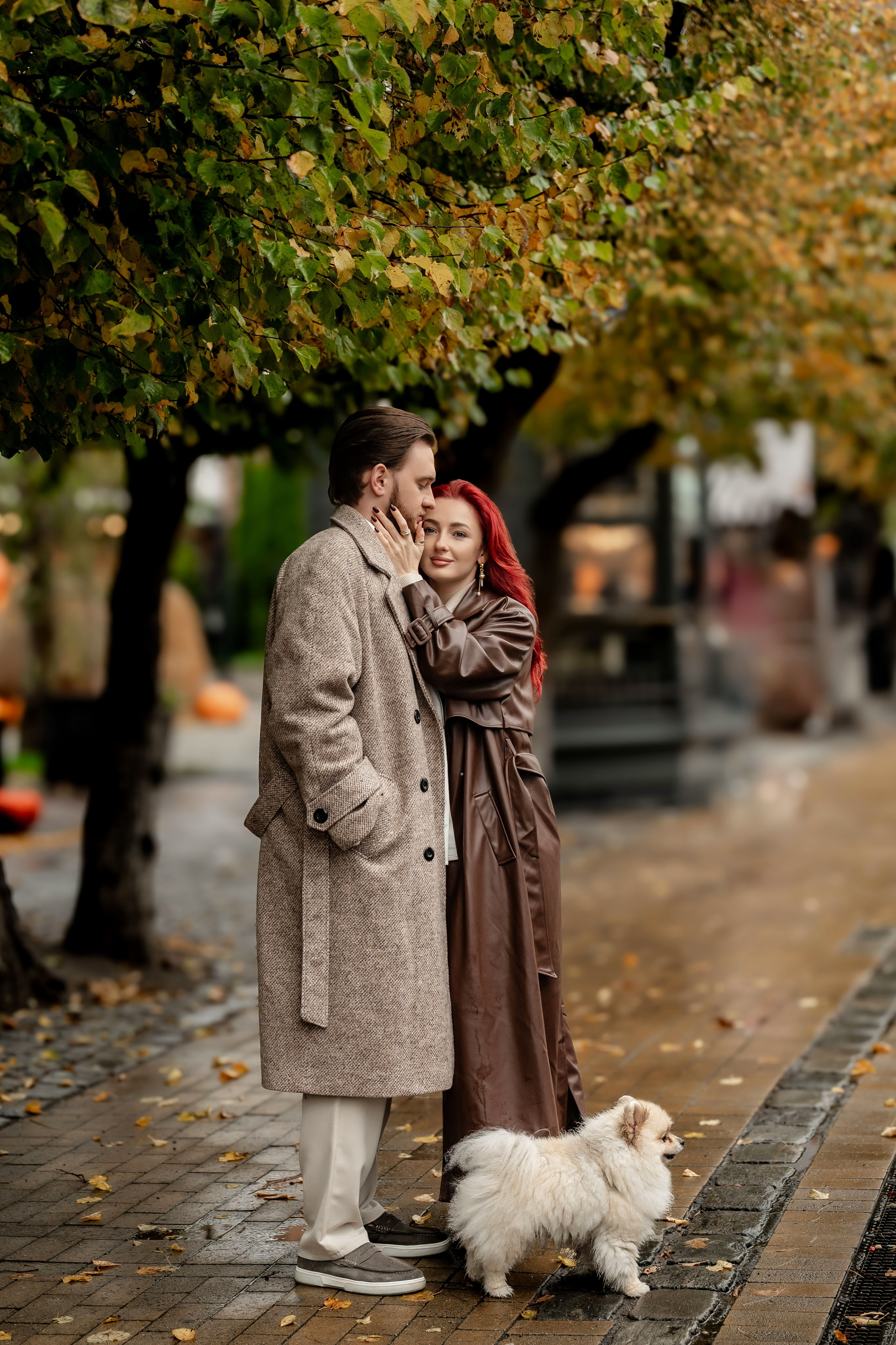 Влюбленные с собачкой. Наталья Слесаренко фотограф в Сочи