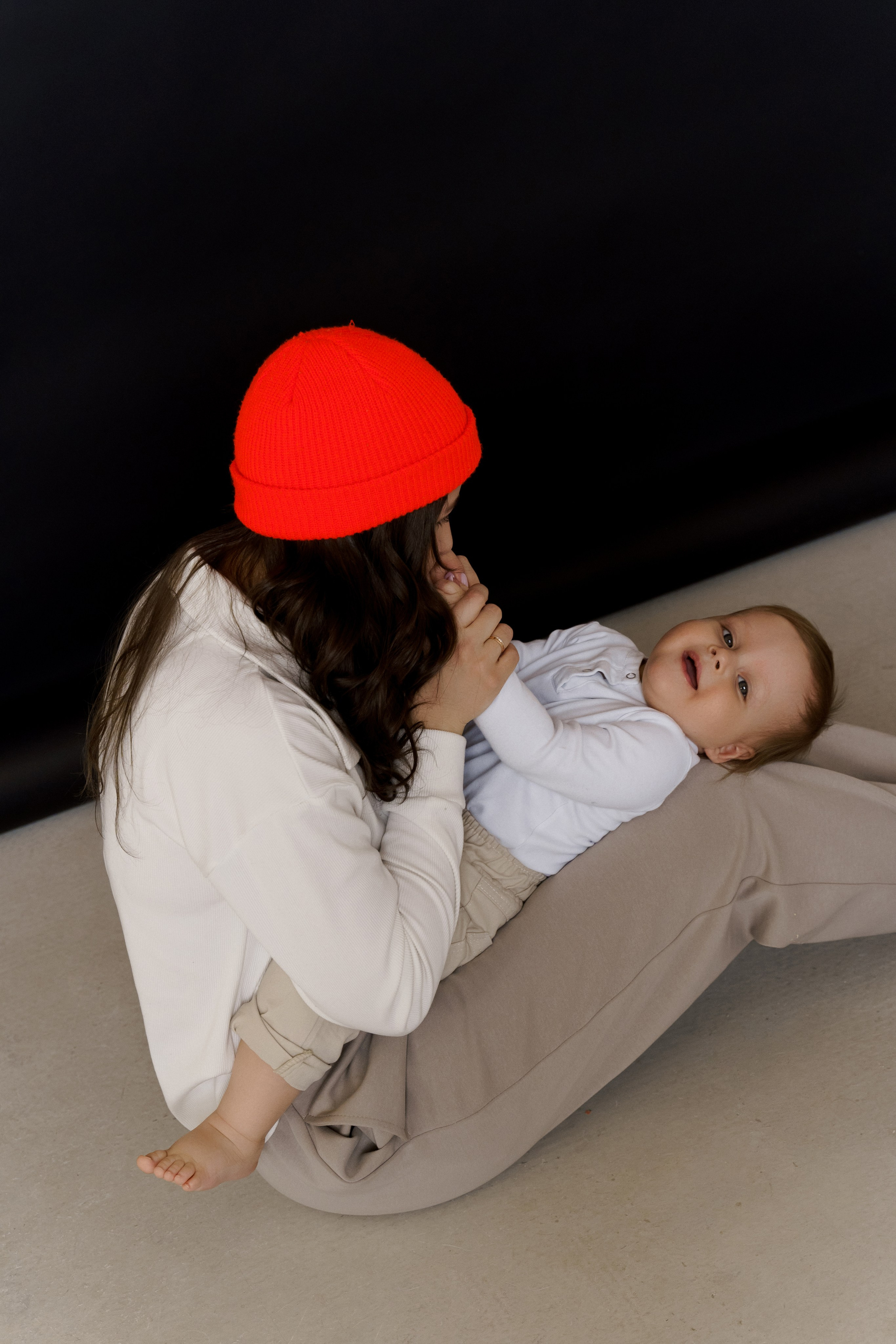 Первый годик. Моменты и истории о вас настоящих