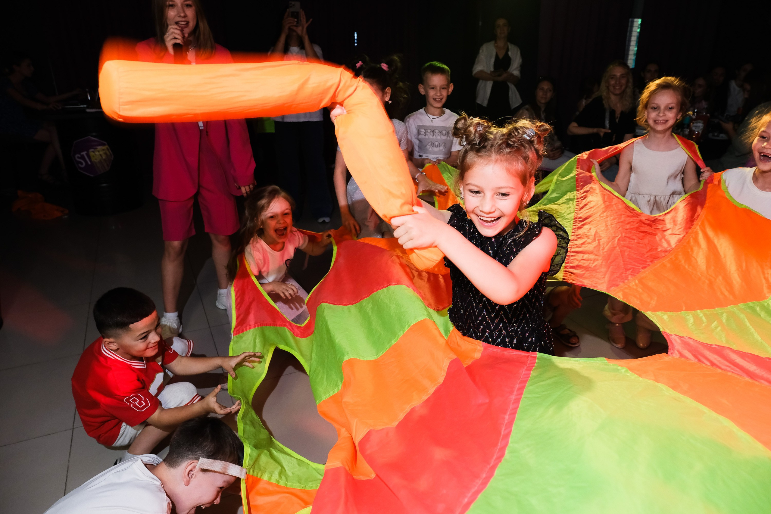 Детский сад. Выпуск. Вечер. Фотограф Анатолий Деникин