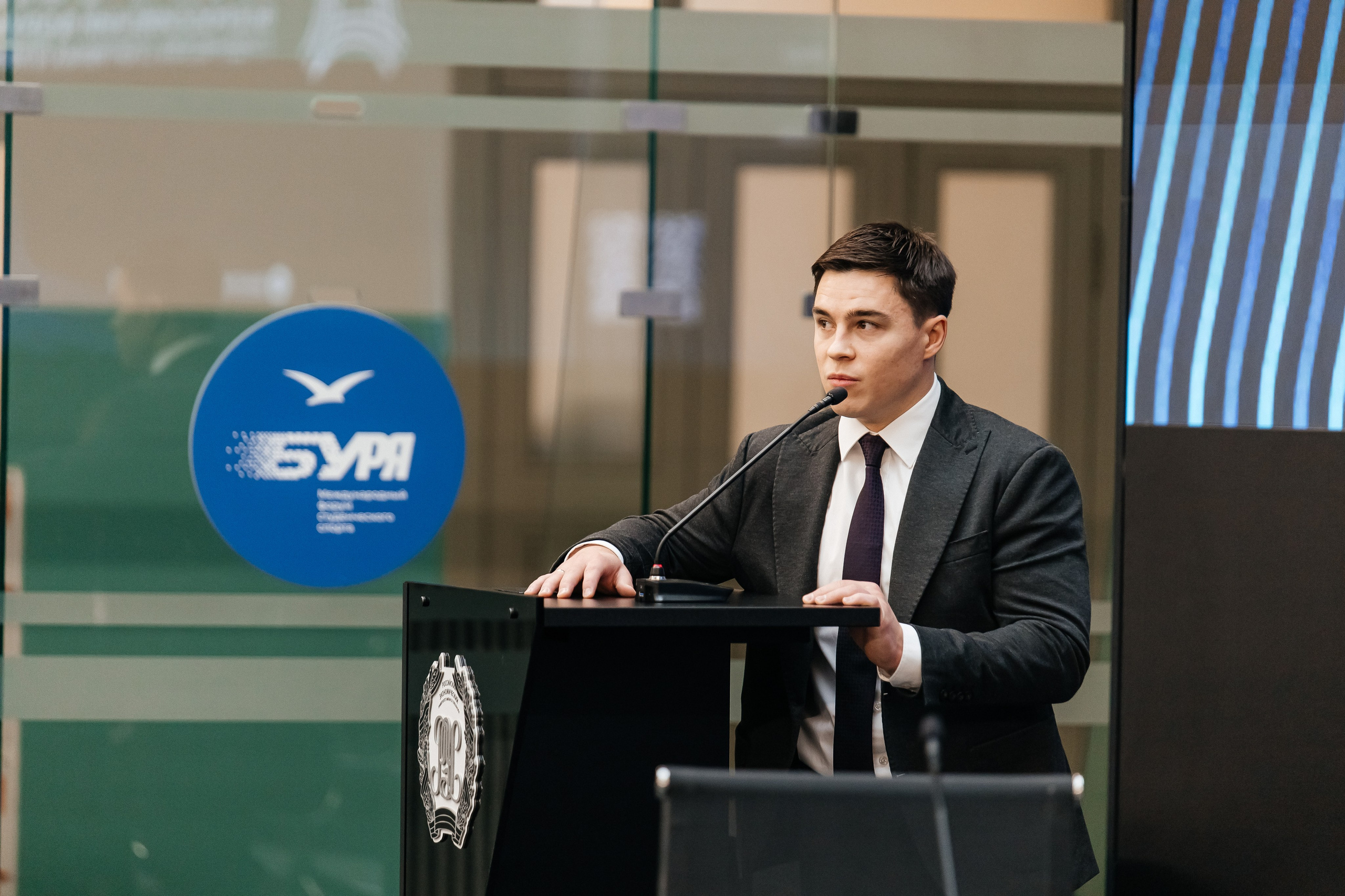 Репортажный и спортивный фотограф Аня Платонова