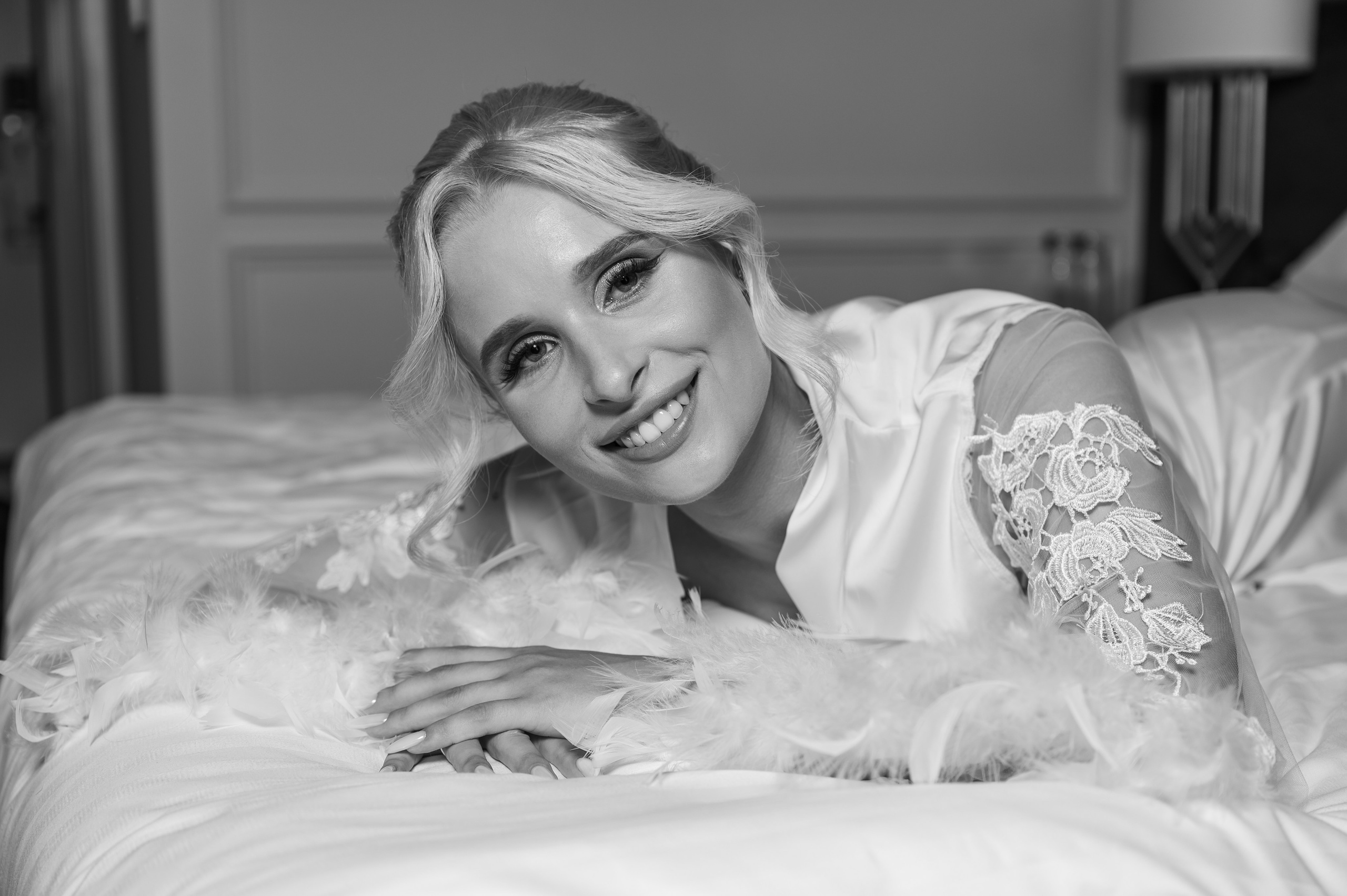 Свадебная фотосессия в Марриотт Империал Плаза. Свадебный фотограф Москва Юрий Кульман