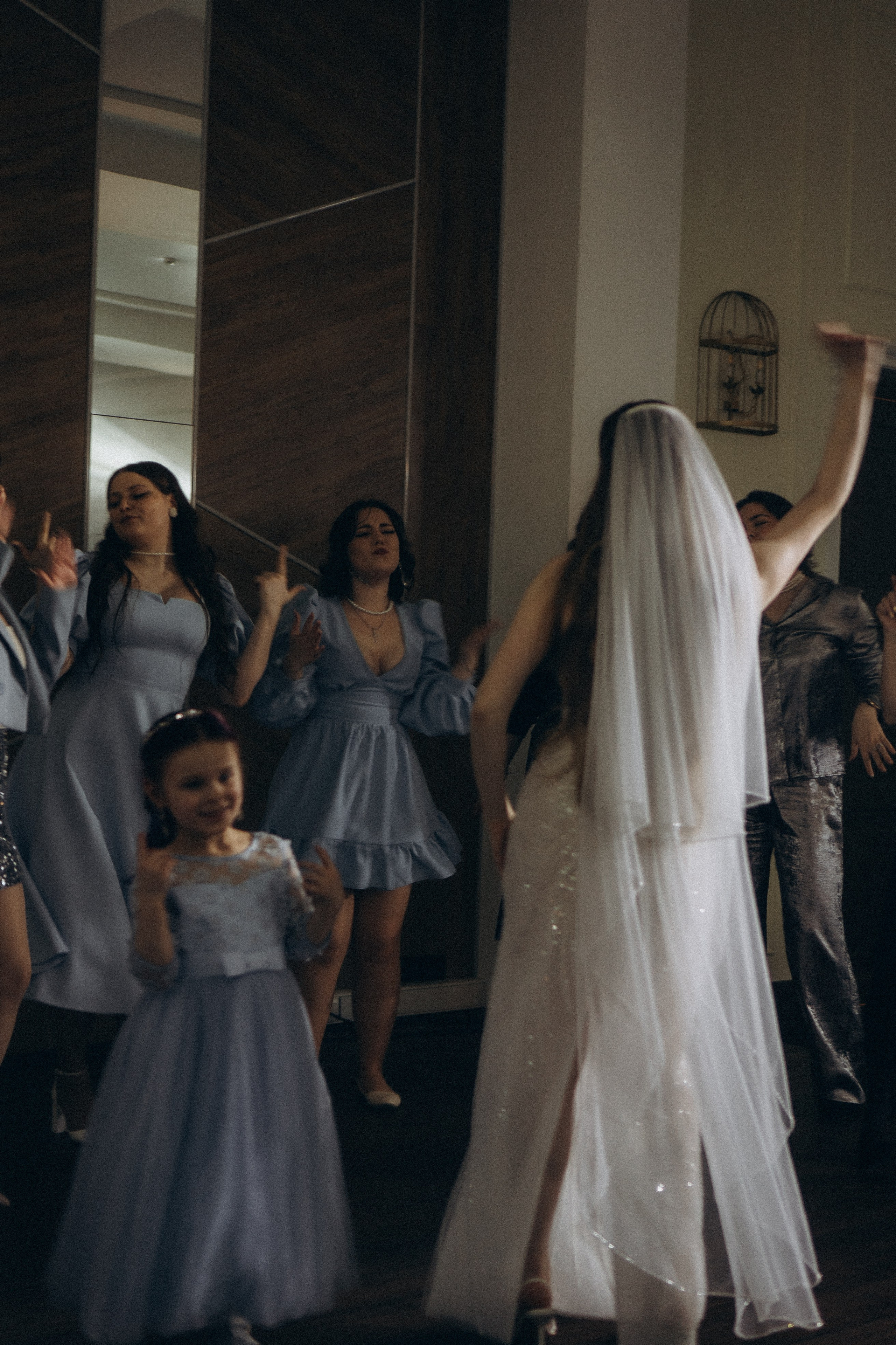 СЬЕМКА СВАДЕБНОГО БАНКЕТА (СНЯТО В СИБИРЕ В НИЖНЕВАРТОВСКЕ). Профессиональный фотограф, Санкт-Петербург — Виктория Богомолова