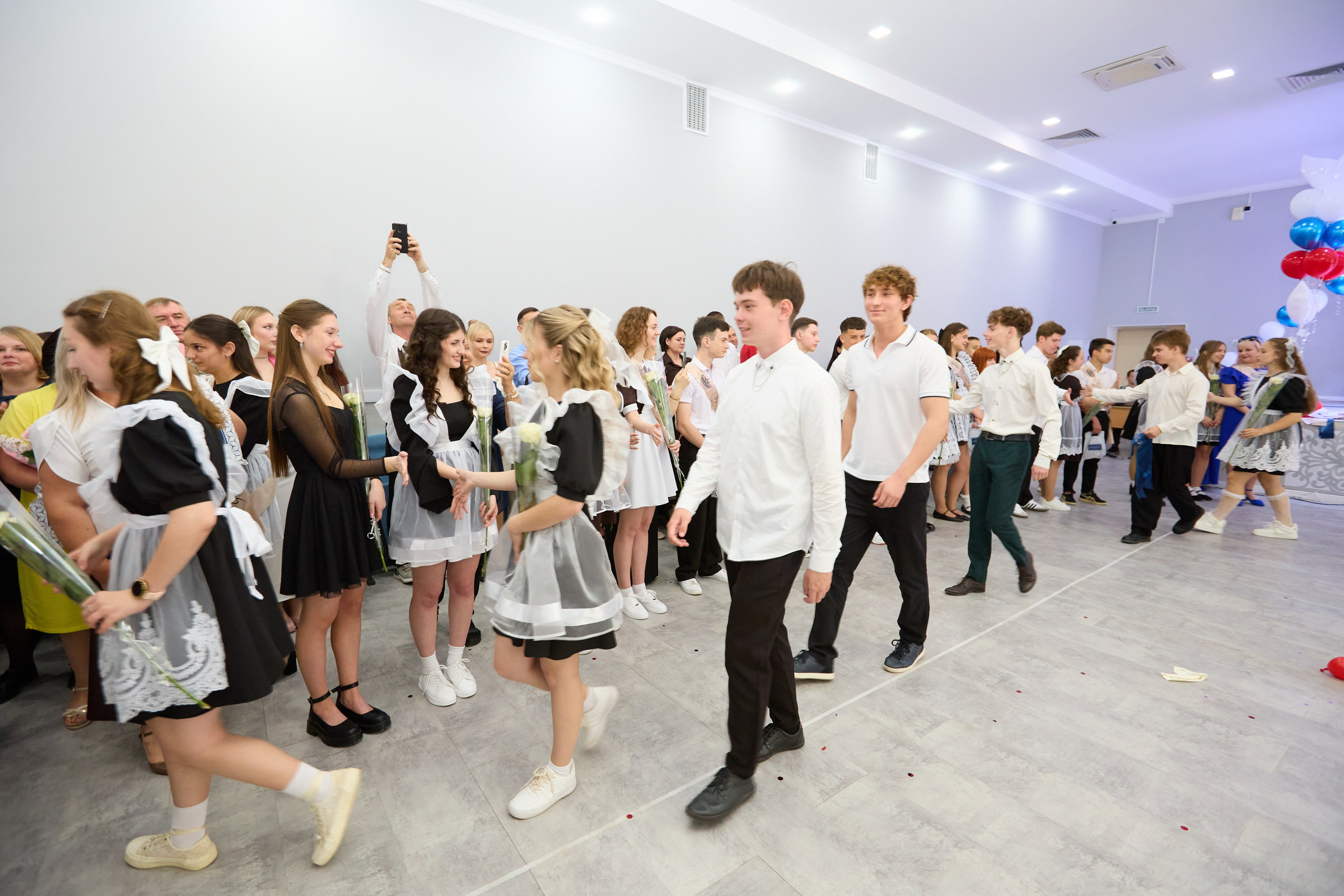 Последний звонок 6 шк 11А Саки. Фотограф в Крыму Светлана Викулова