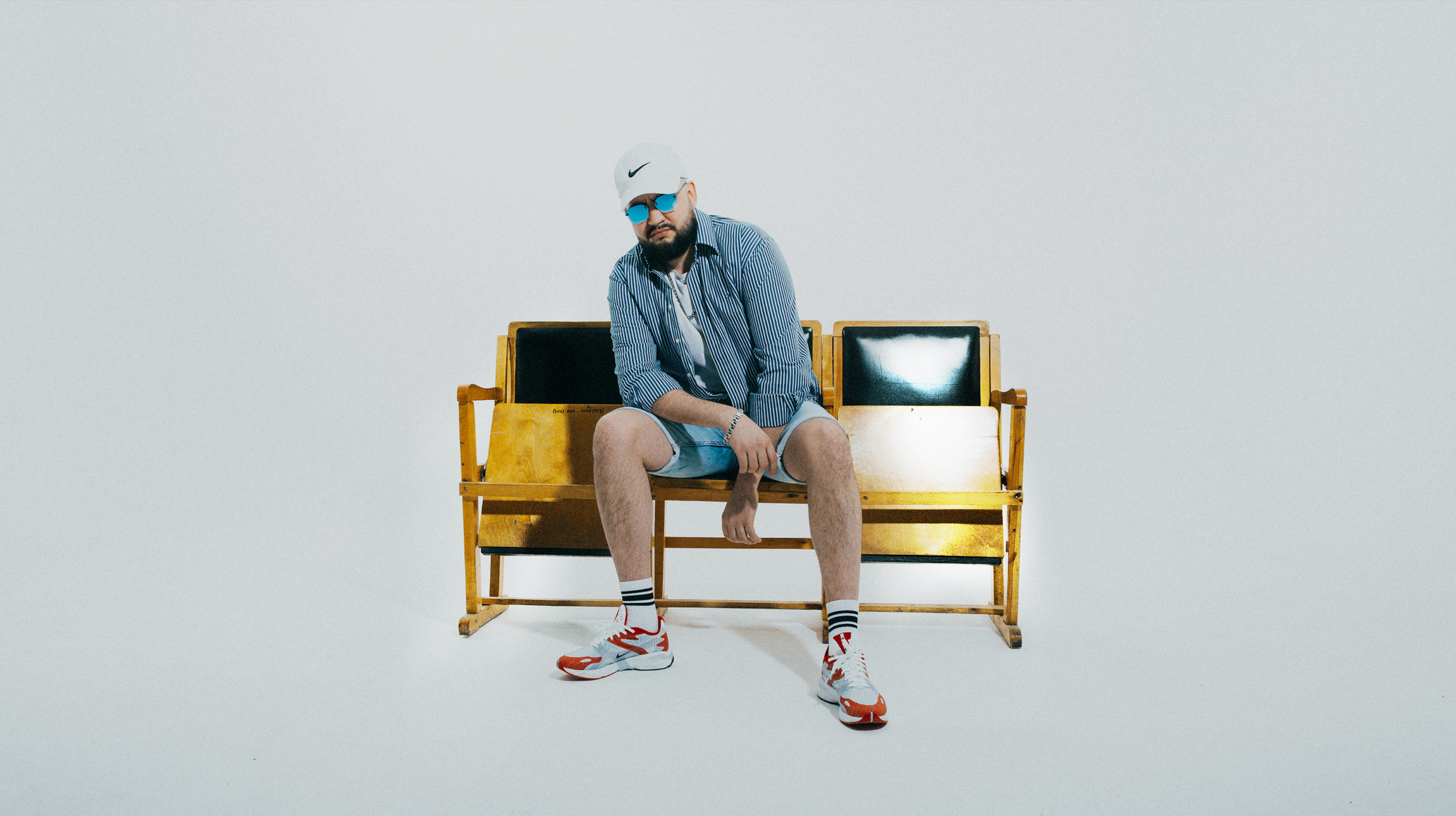 Bits. Портретный и репортажный фотограф в Казани Максим Сипачев