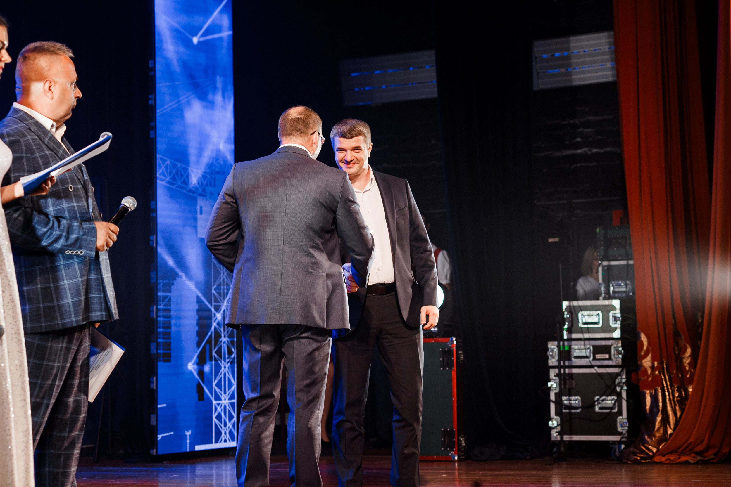 Юбилей фирмы «НЕФТЕЗАВОДМОНТАЖ». Свадебный и детский фотограф в Волгограде Слава Белов