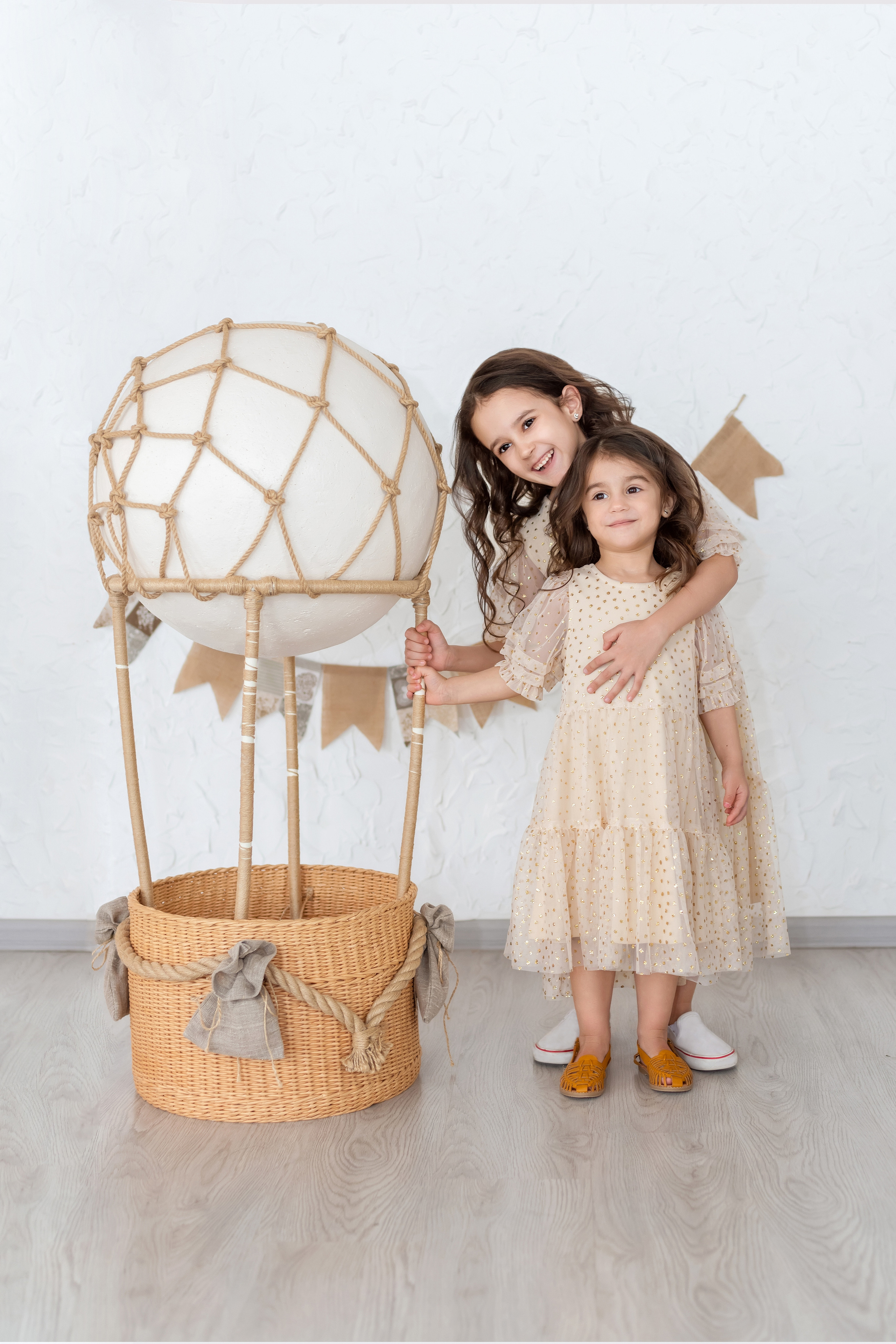 Сестрёнки. Церковный фотограф на Таинство Крещения и Венчания в Оренбурге и Оренбургской области Екатерина Белкина