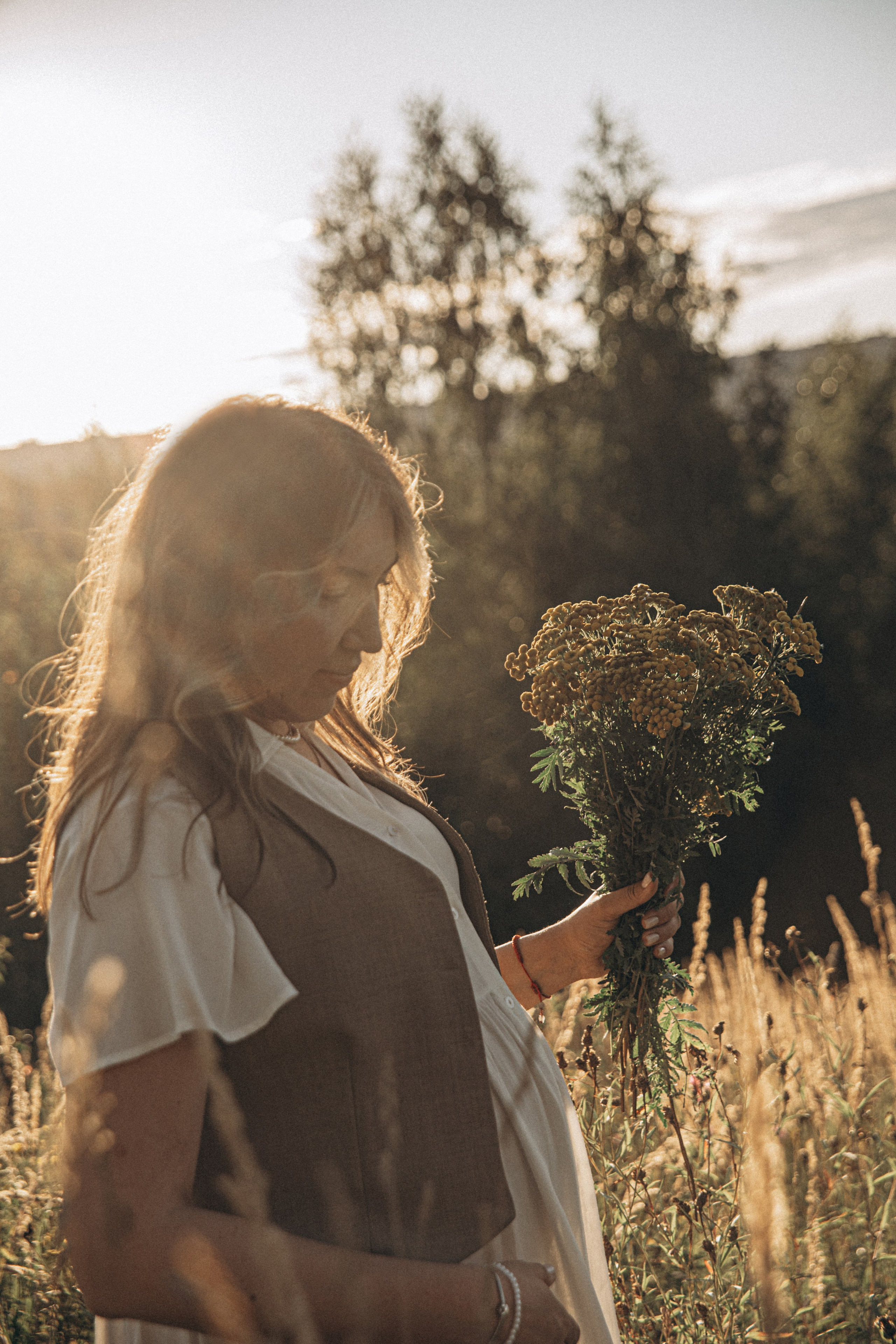 На холмах. Гаврилова Настя семейный фотограф lifestyle в Москве