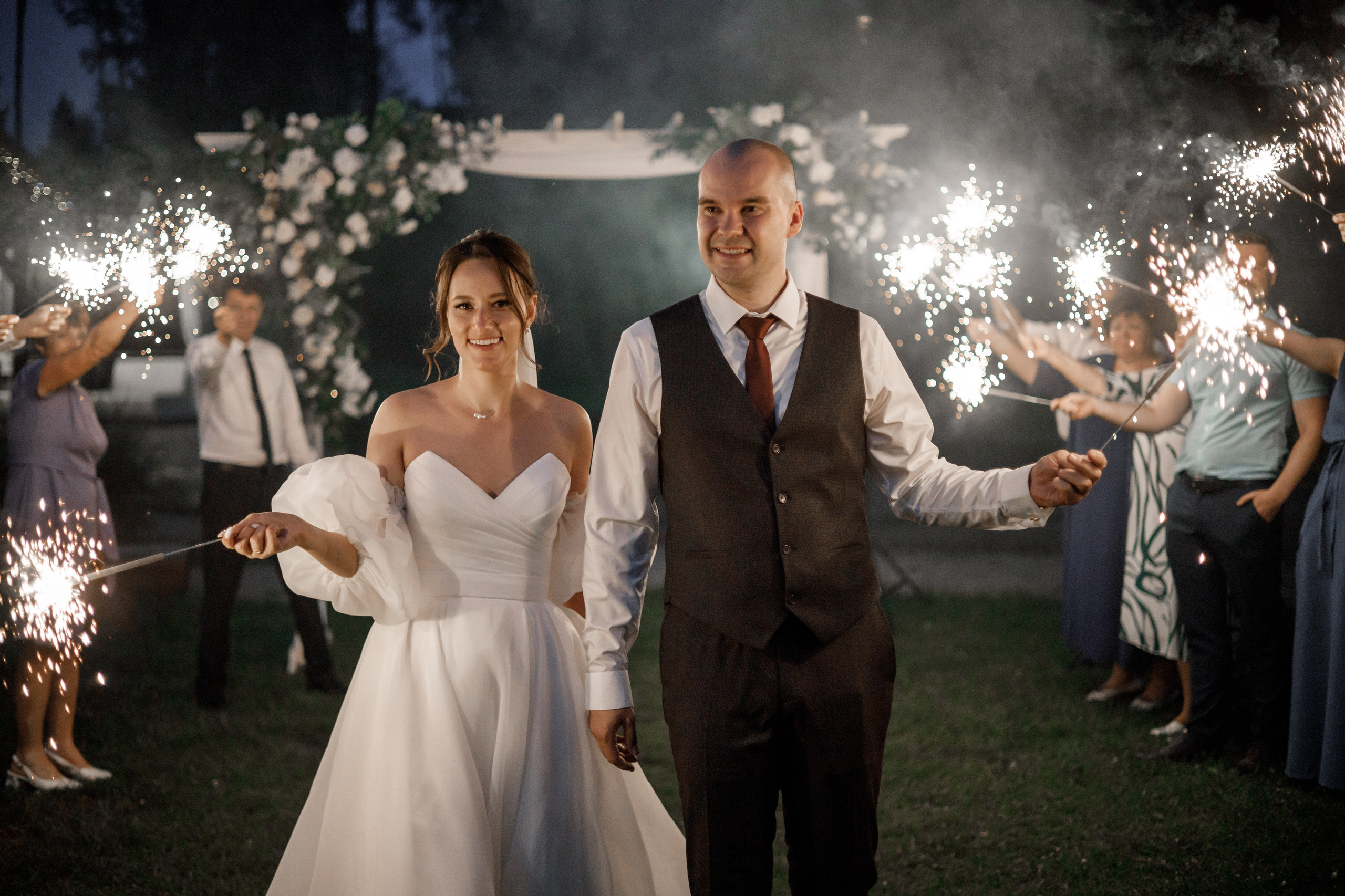 Полина и Дмитрий, загородный клуб «Барин», ЗАГС в г. Пушкино. Свадебный и репортажный фотограф (Москва, Королев и другие)