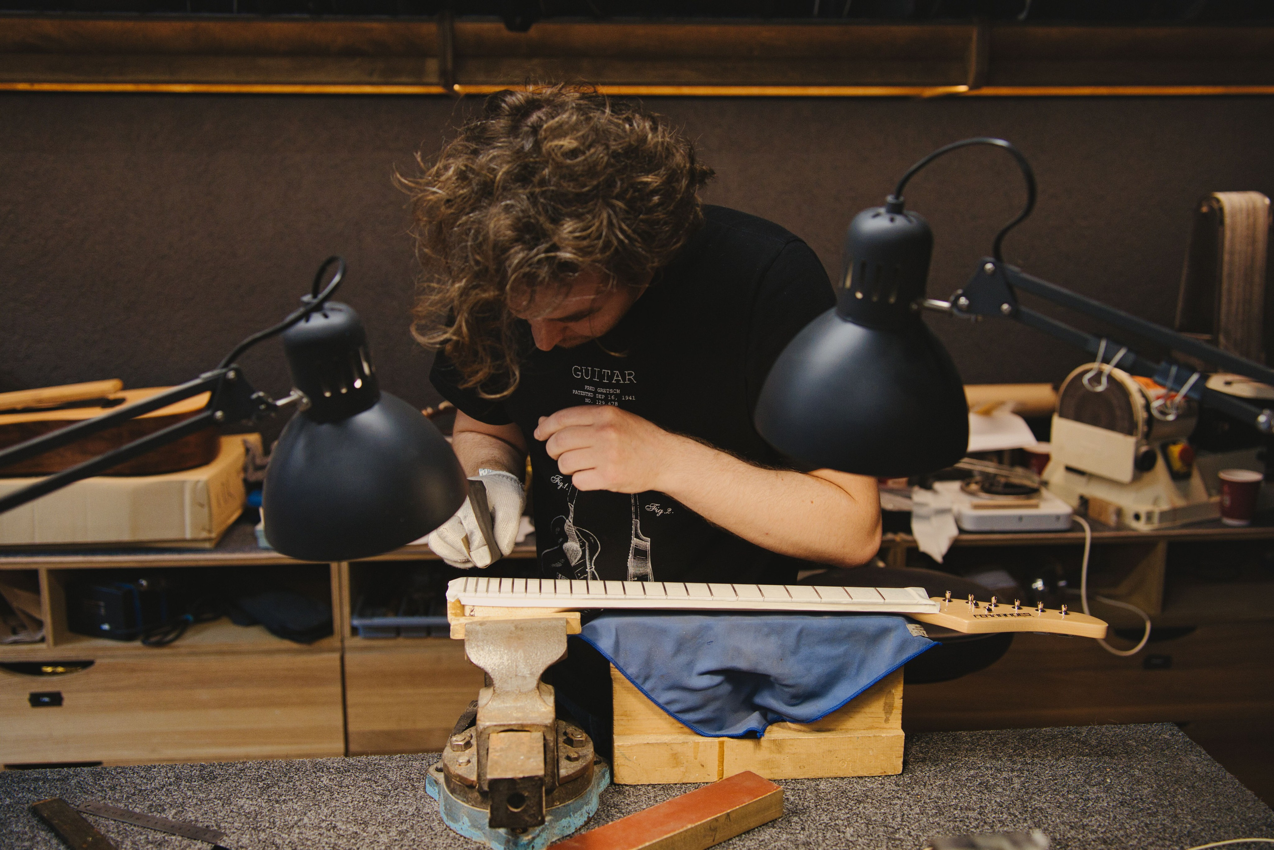 Гитарный клуб или магическая мастерская