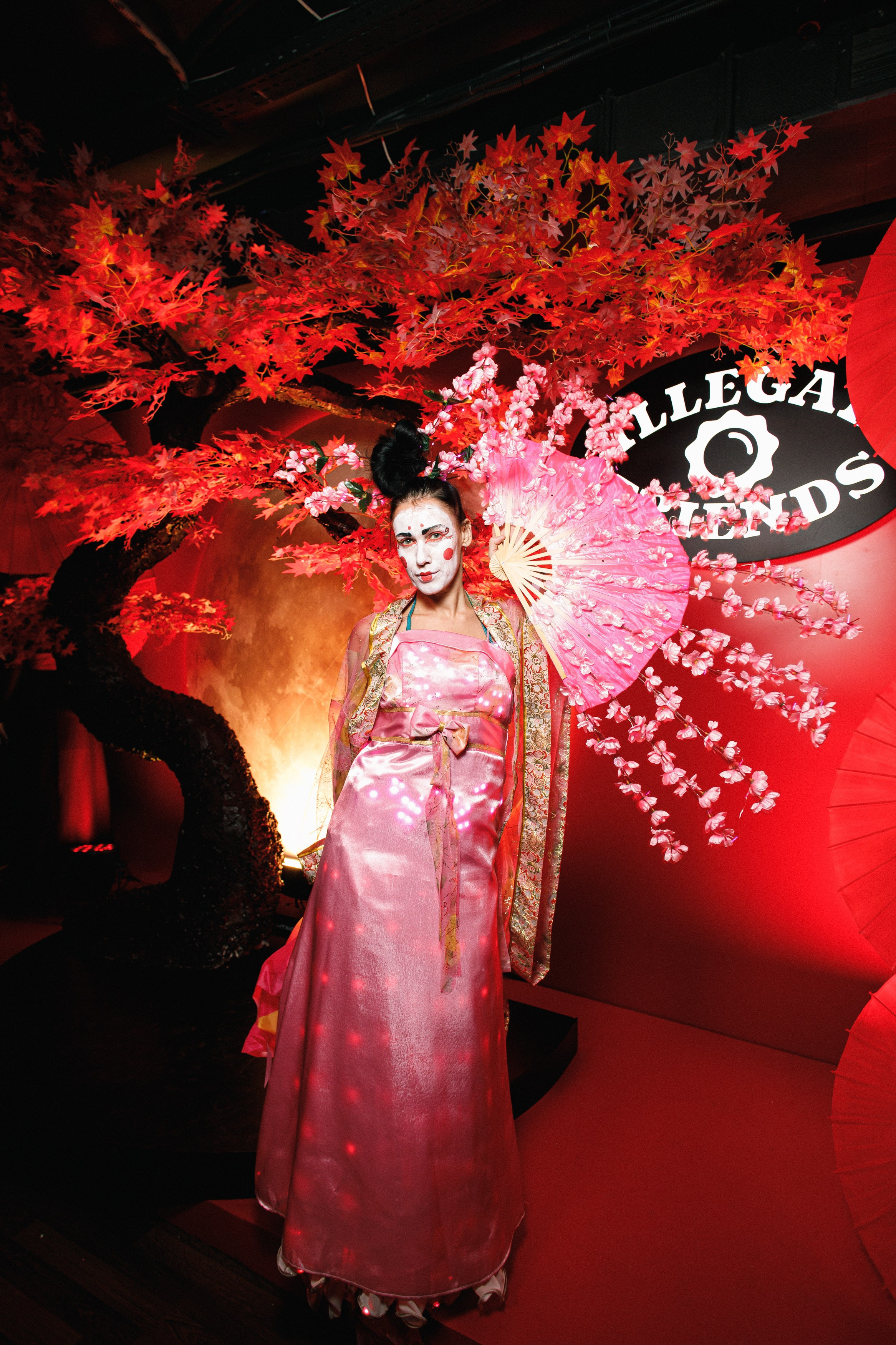 ILLEGAL FRIENDS | ASIA. СВОИ. ФОТООТЧЕТЫ-СОБЫТИЯ-МЕСТА