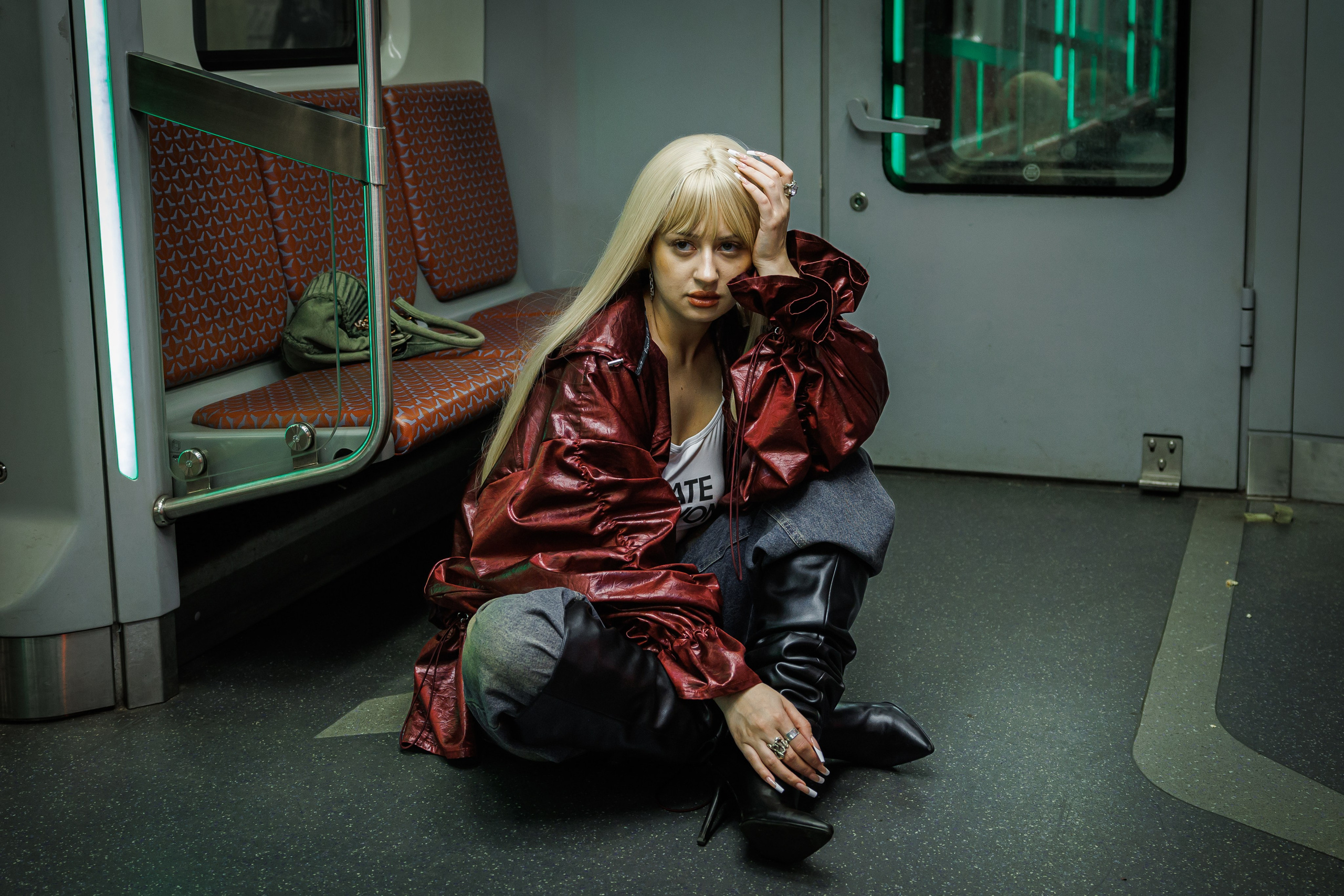 Вечернее METRO. Портретный фотограф Панферова Регина г. Санкт-Петербург, г. Казань