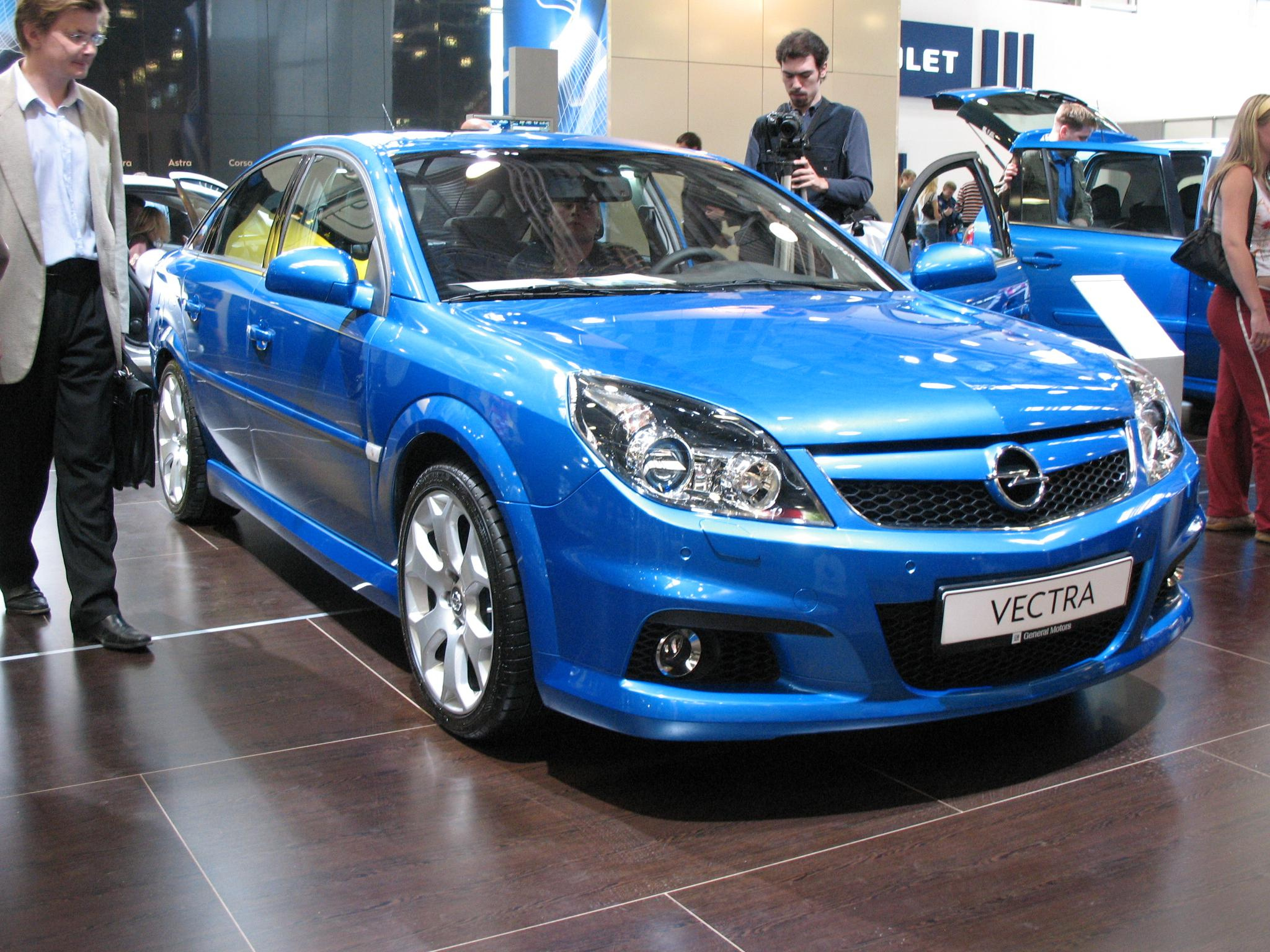 Крокус Экспо 2007 год. Начало китайской авто экспансии. Фотограф в Туле Крупский АнДРей. Фотостудия «КАДР71» в Туле