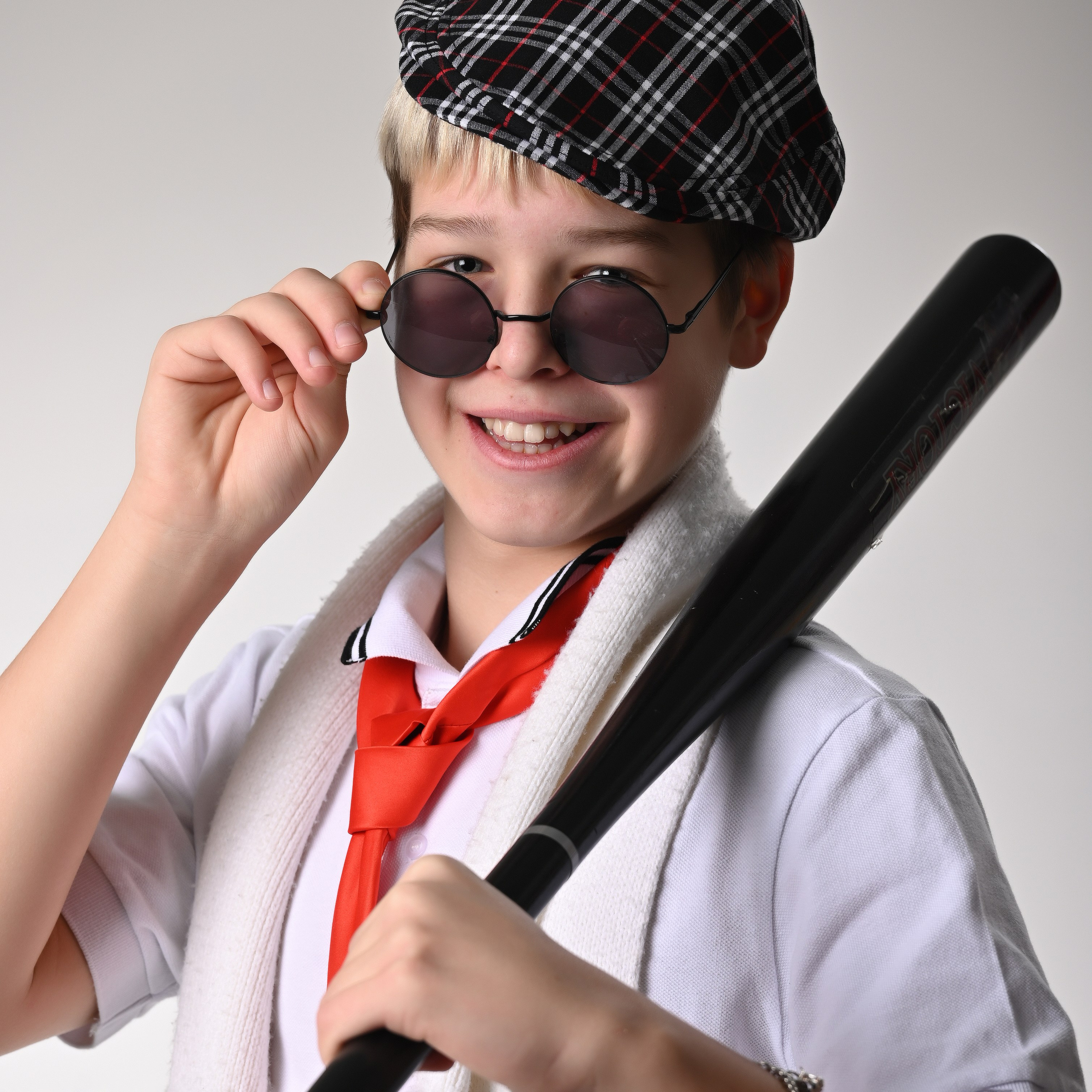 Фотоальбомы, фотокниги, альбомы для учеников старших и выпускных классов в школах в городе Вологда