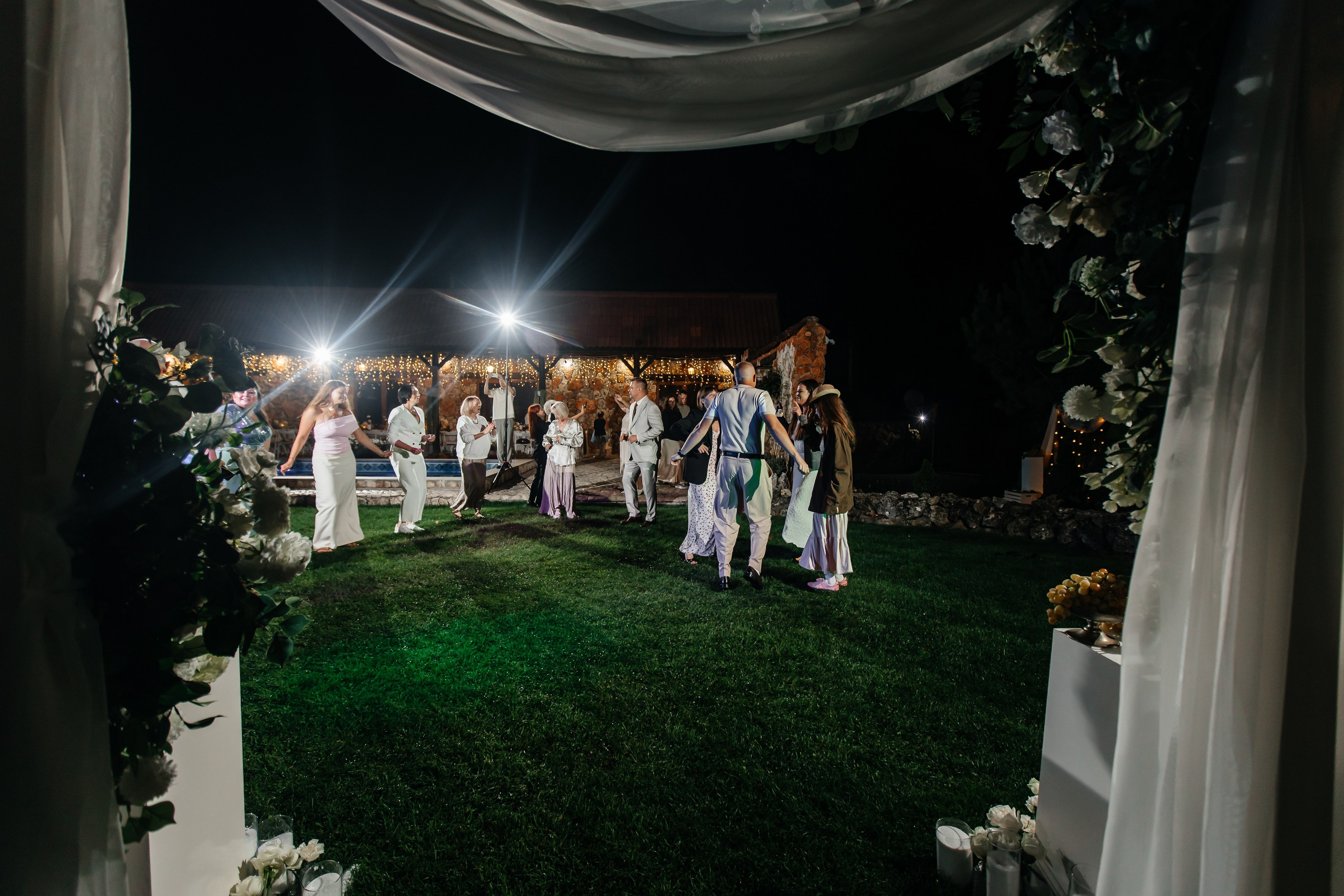 Анонс свадьбы для Павла и Евгении. Усадьба Феодоро. Свадебный фотограф в Крыму и Севастополе Ольга Баскакова