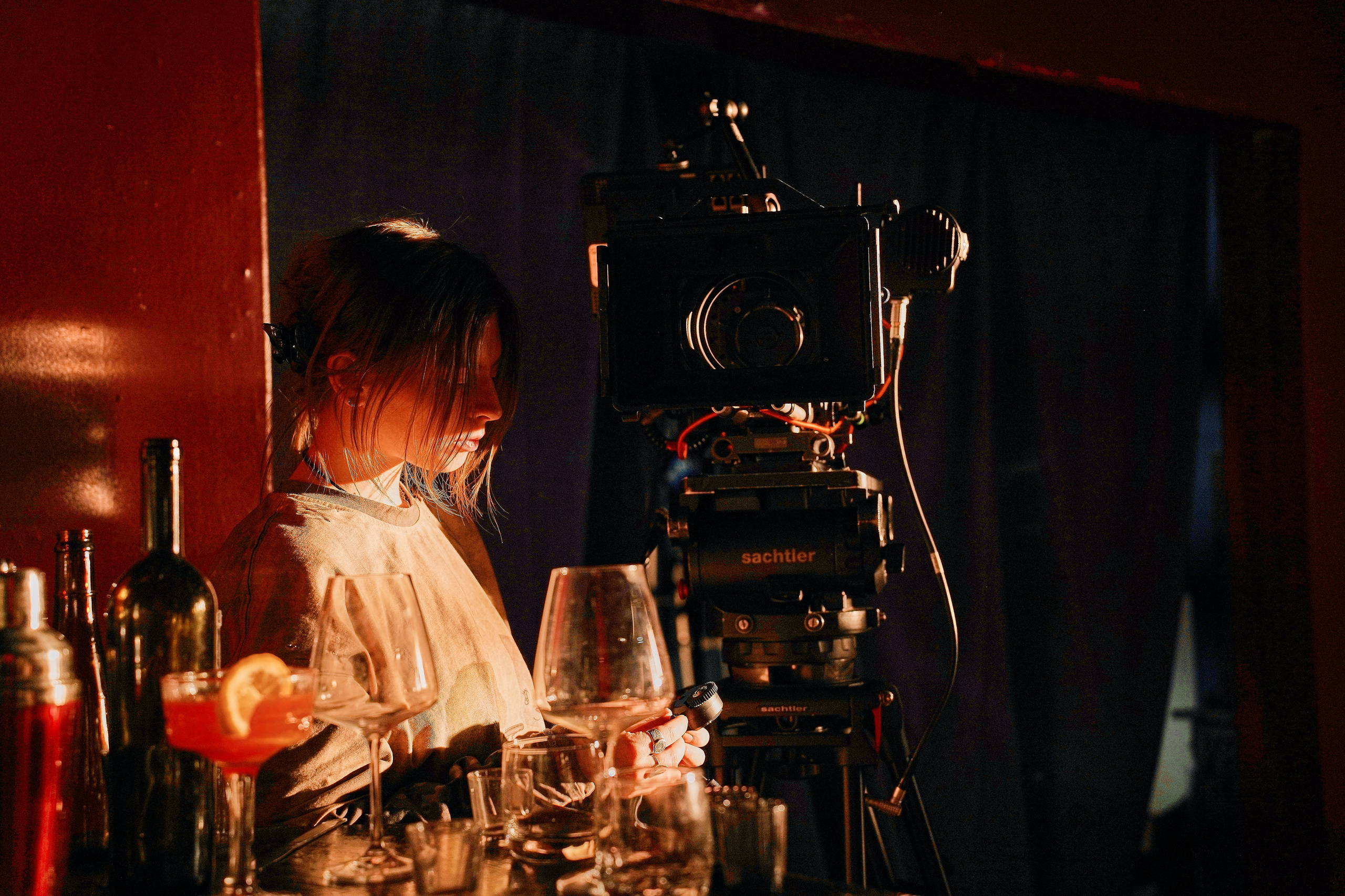 БЭКИ со съемок. Фотограф