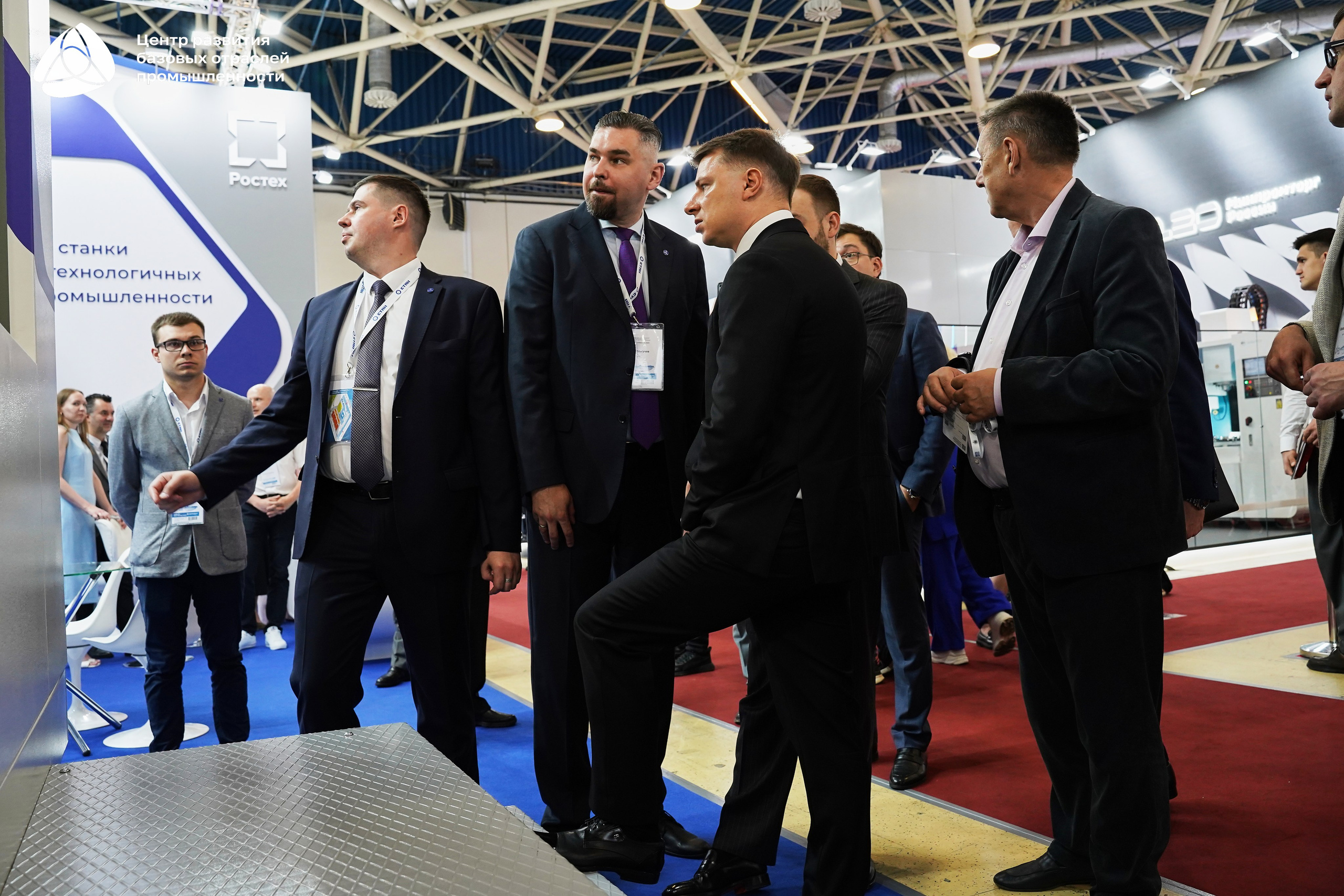 ЭКСПОЦЕНТР Алиханов. Фотограф