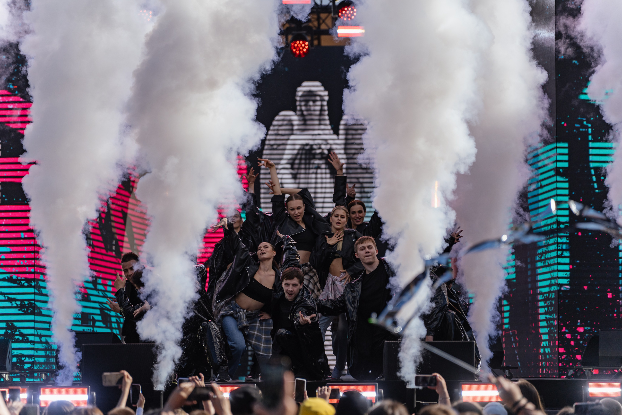 VK FEST Инфлюенсеры. Андрей Сухинин репортажный свадебный фотограф Санкт-Петербург