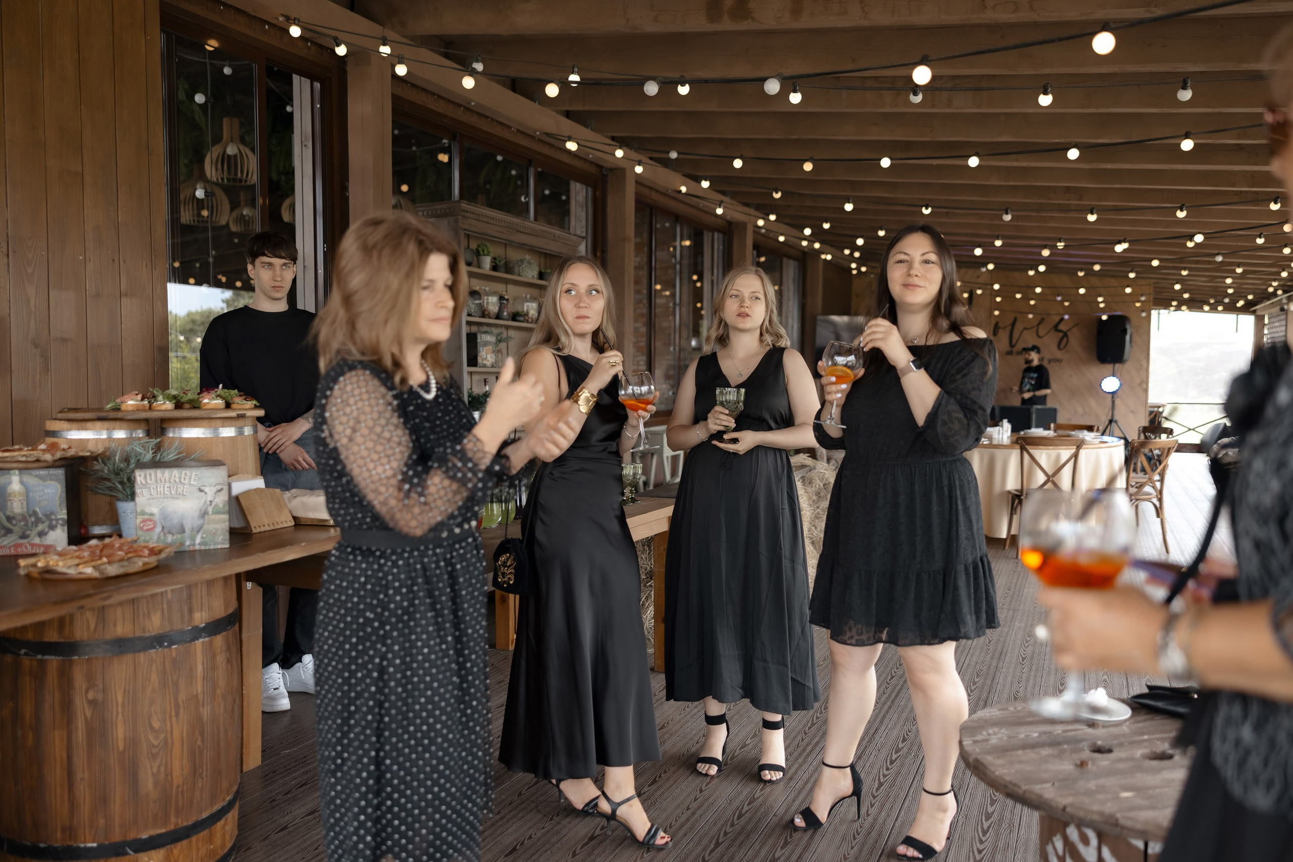 Артем и Вера. Свадебный фотограф и видеограф Юрий и Эля Дубинины