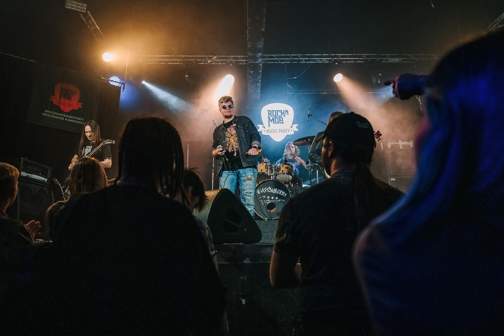 Москва. Rock-n-mob. Фотограф Валерия Голубева (Миронова)