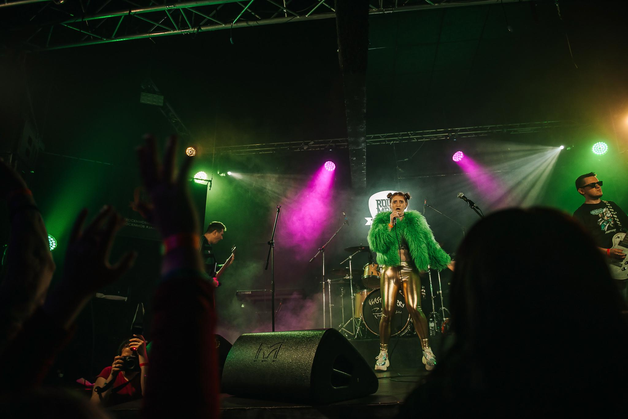 Москва. Rock-n-mob. Фотограф Валерия Голубева (Миронова)