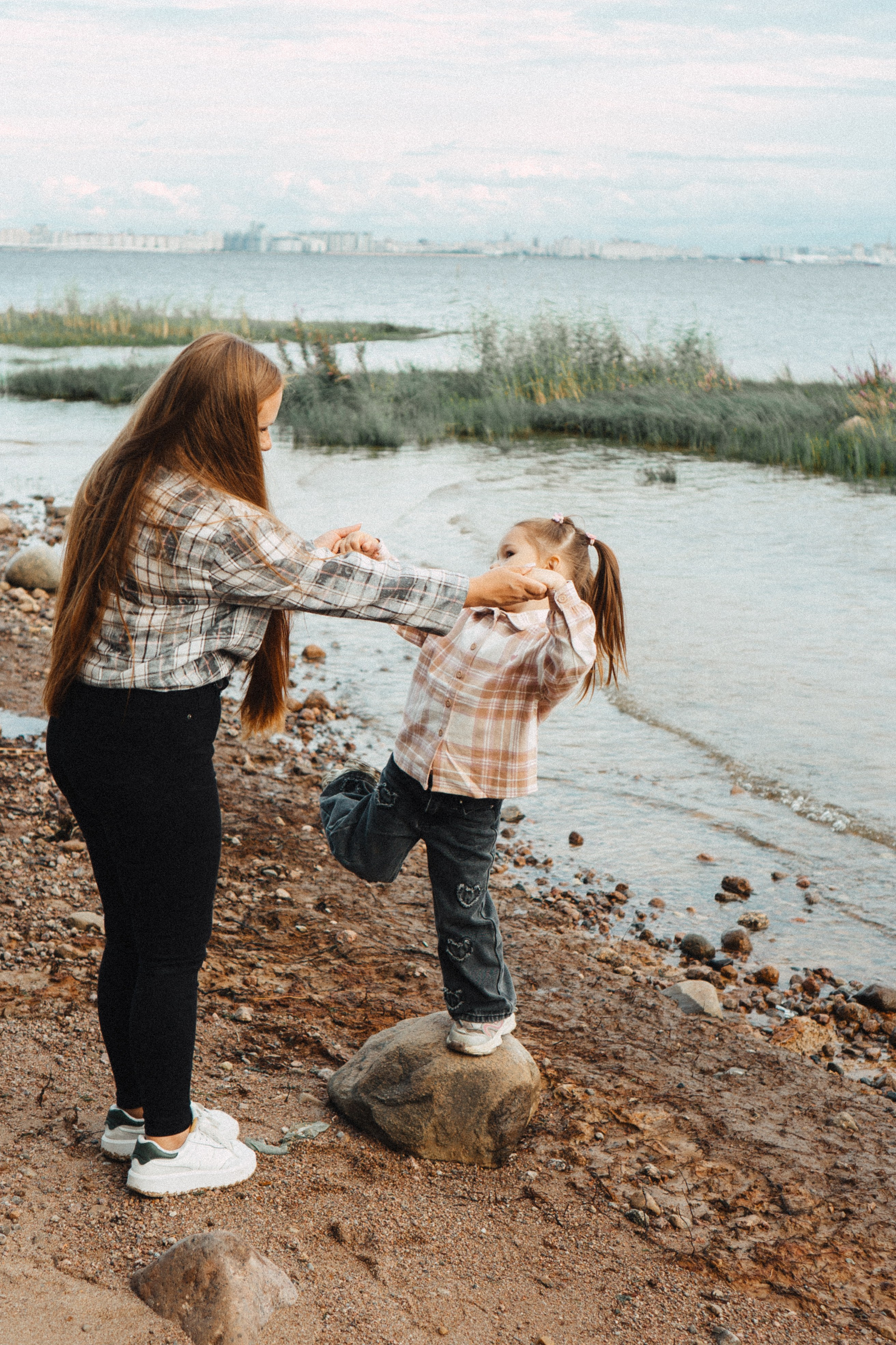 МАМА И ДОЧКА НА ФИНСКОМ ЗАЛИВЕ. Профессиональный фотограф, Санкт-Петербург — Виктория Богомолова